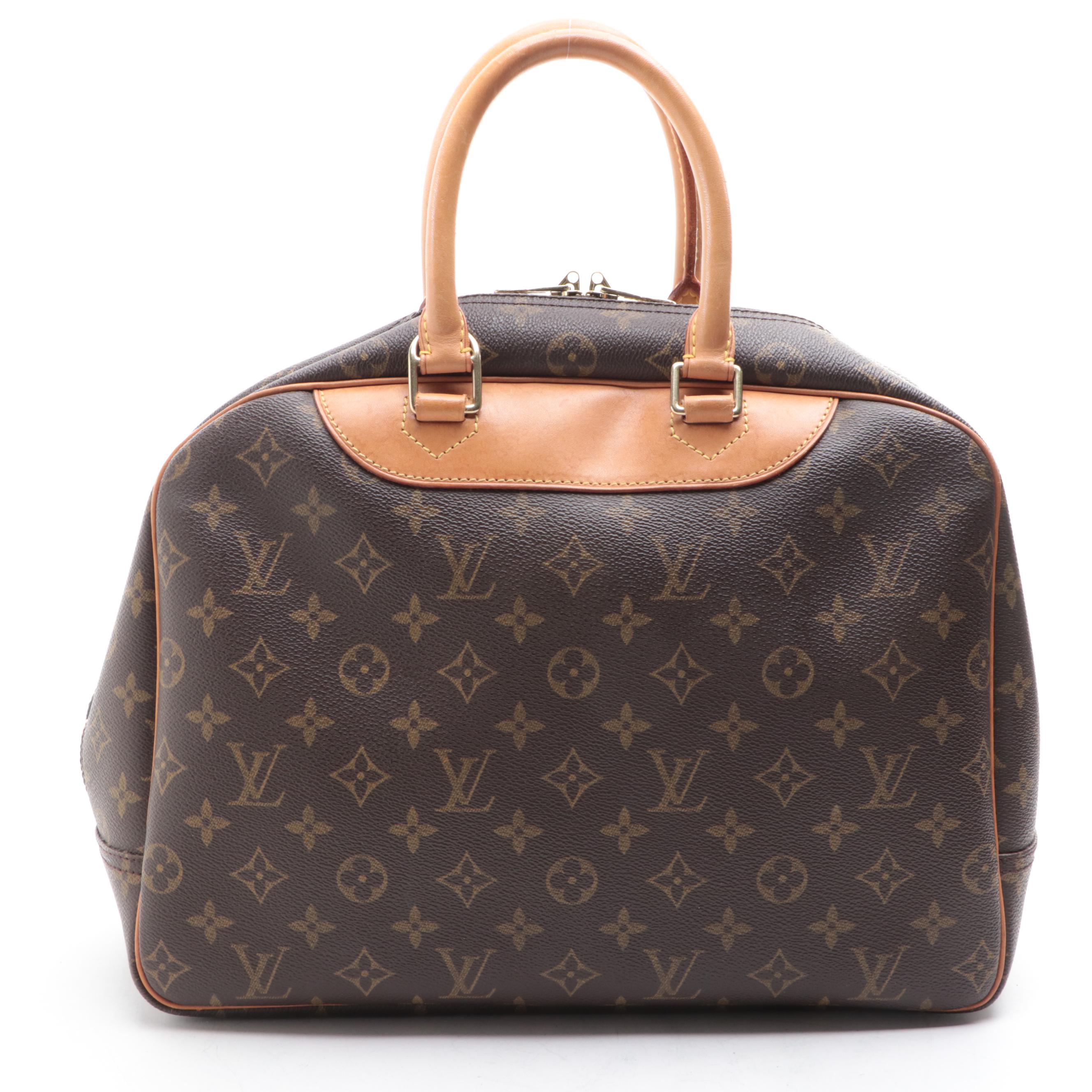 Louis Vuitton Deauville Bag in Monogram Canvas and Vachetta Leather