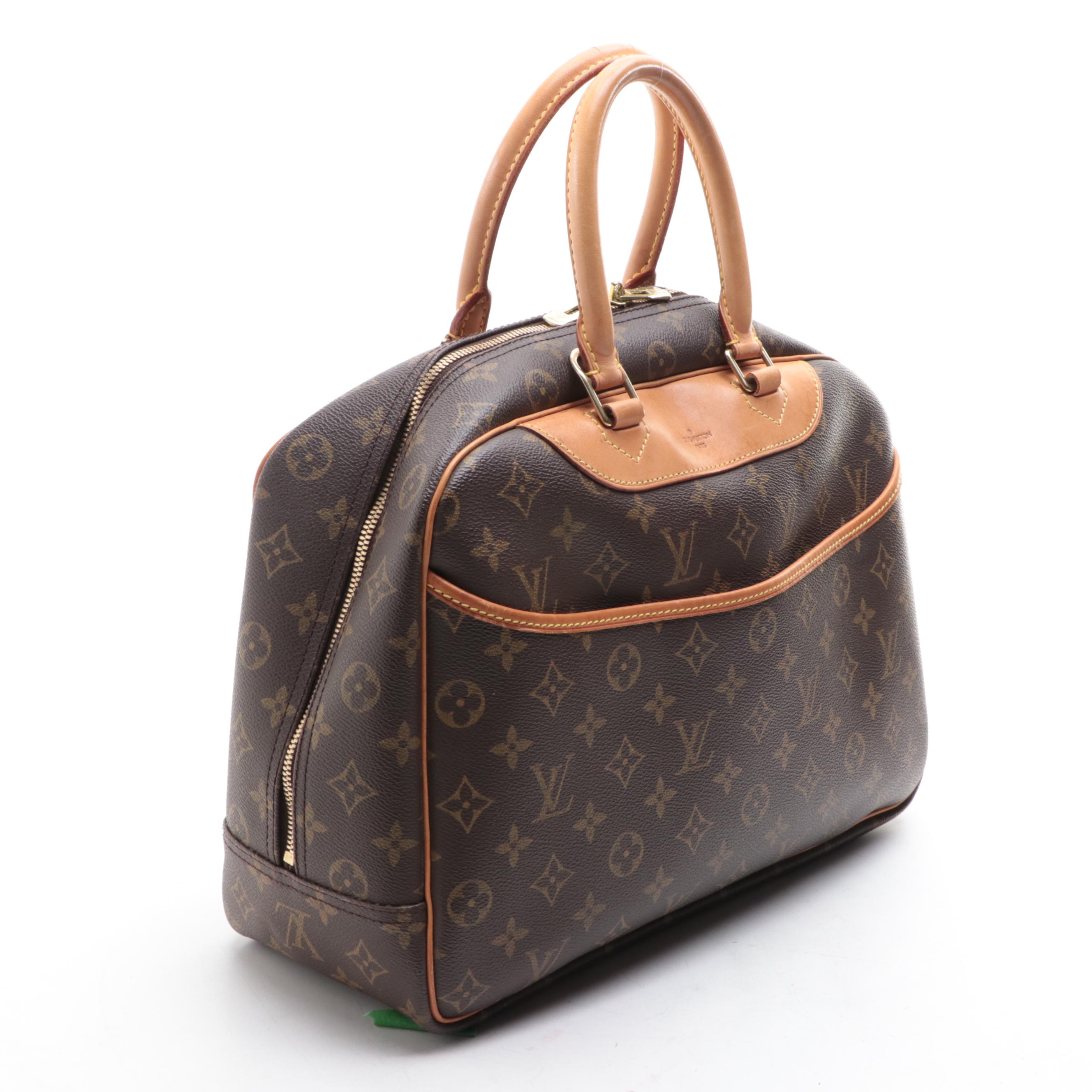 Louis Vuitton Deauville Bag in Monogram Canvas and Vachetta Leather