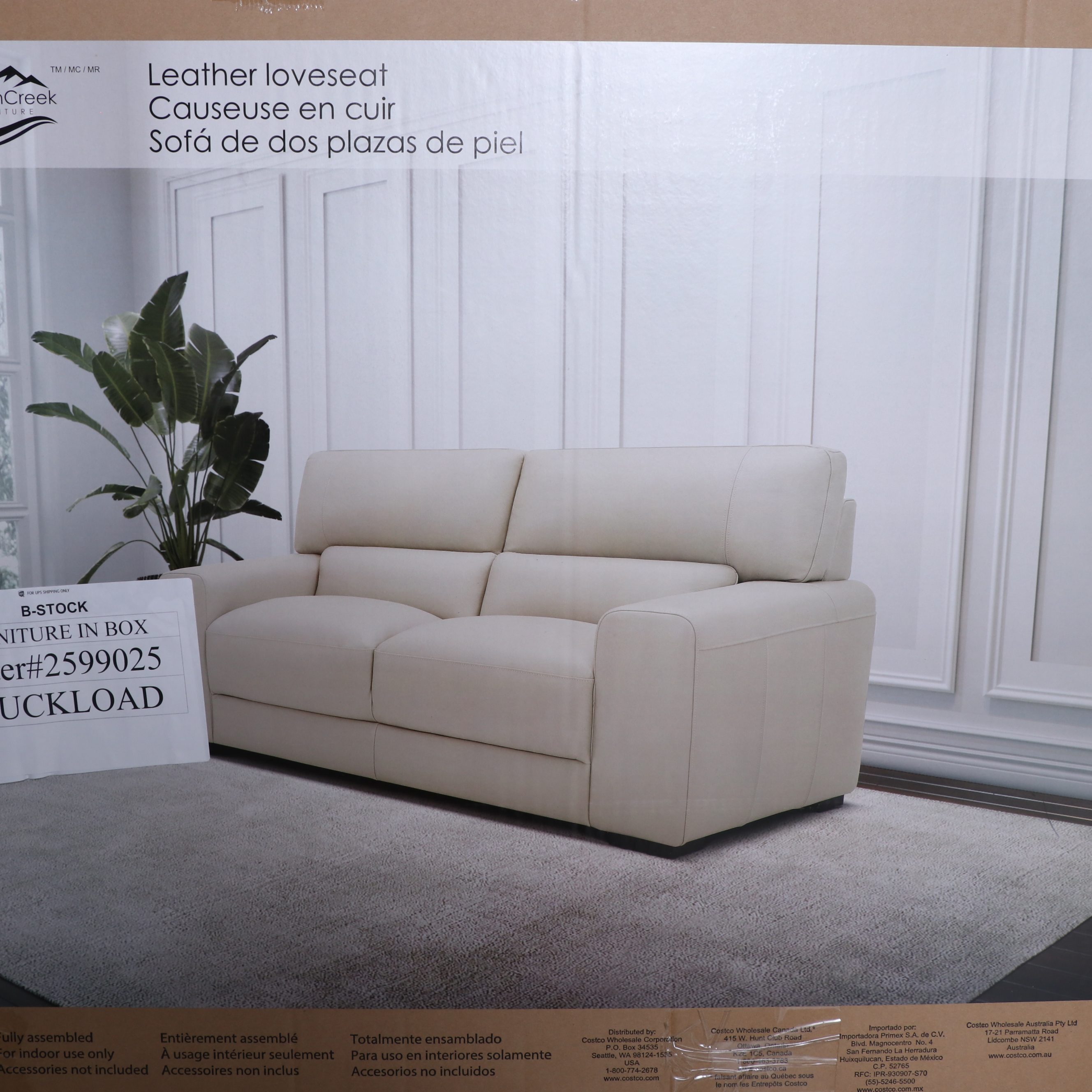 Gilman Creek Furniture Rawlins Leather Loveseat