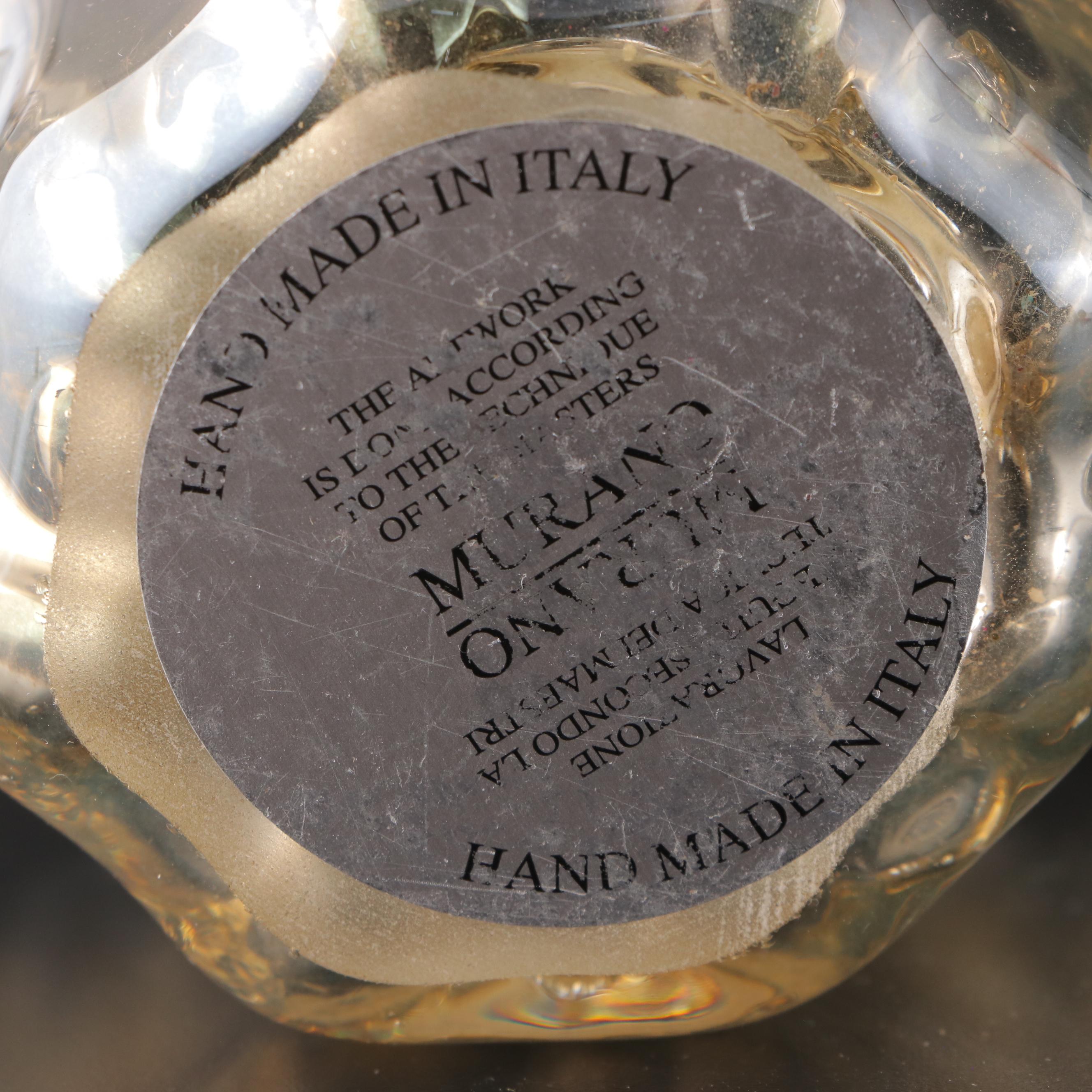 Vincenzo Nason Murano Polar Bear and White Cristal Vase