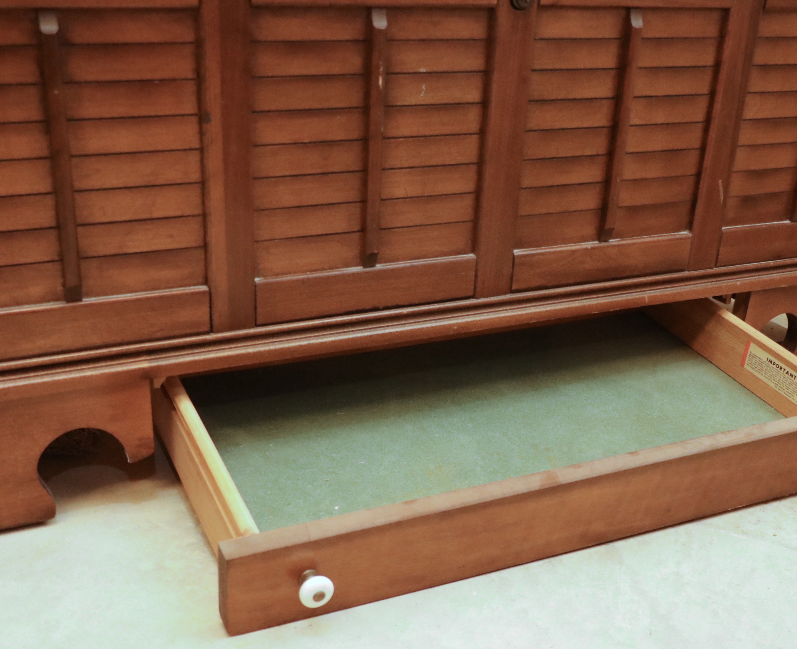 Lane Louvered Front Cedar Lined Blanket Chest
