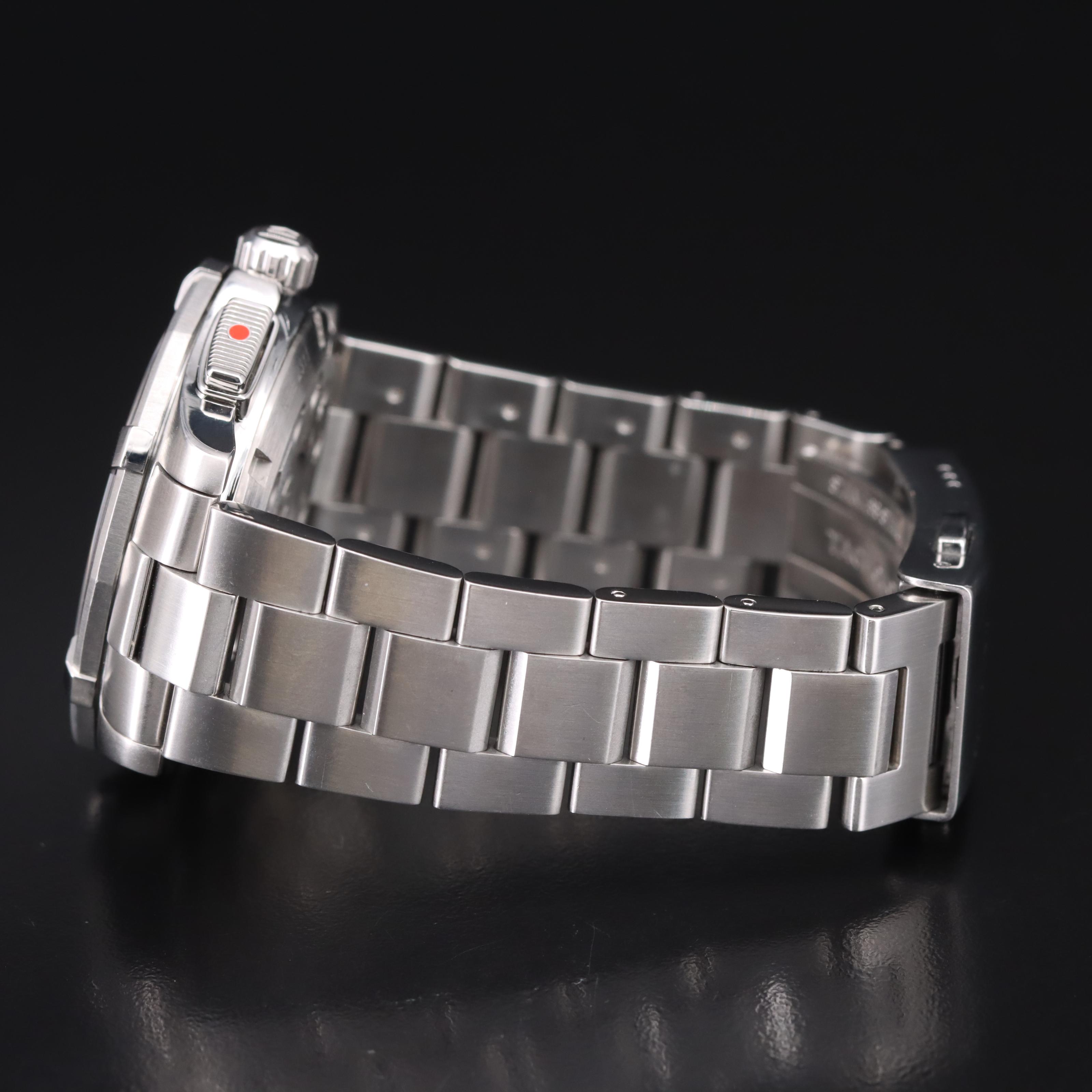 TAG Heuer Aquaracer Alarm Big Date 40mm Black Watch