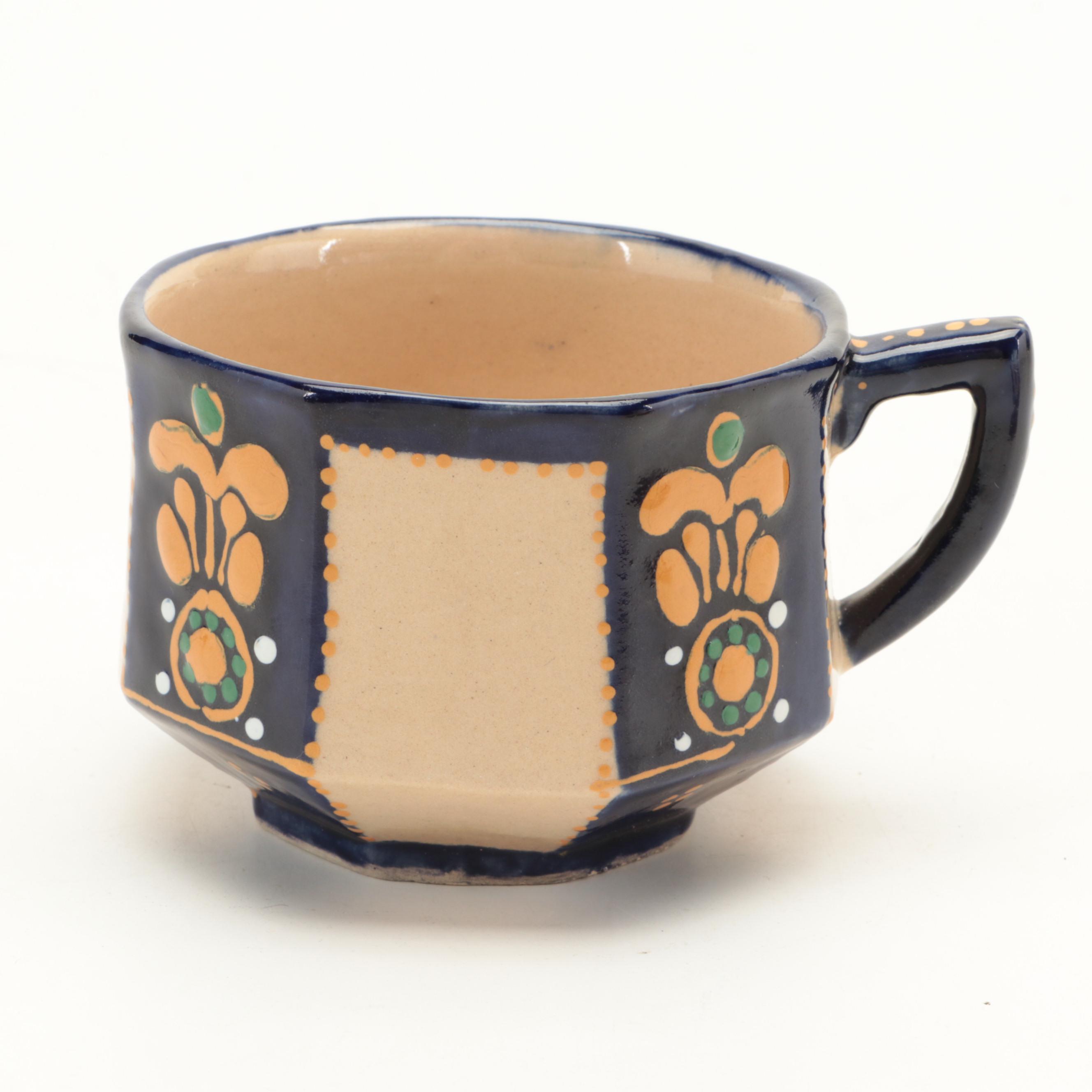 Henriot Quimper Hand-Painted Moriage Faïence Cups and Saucers