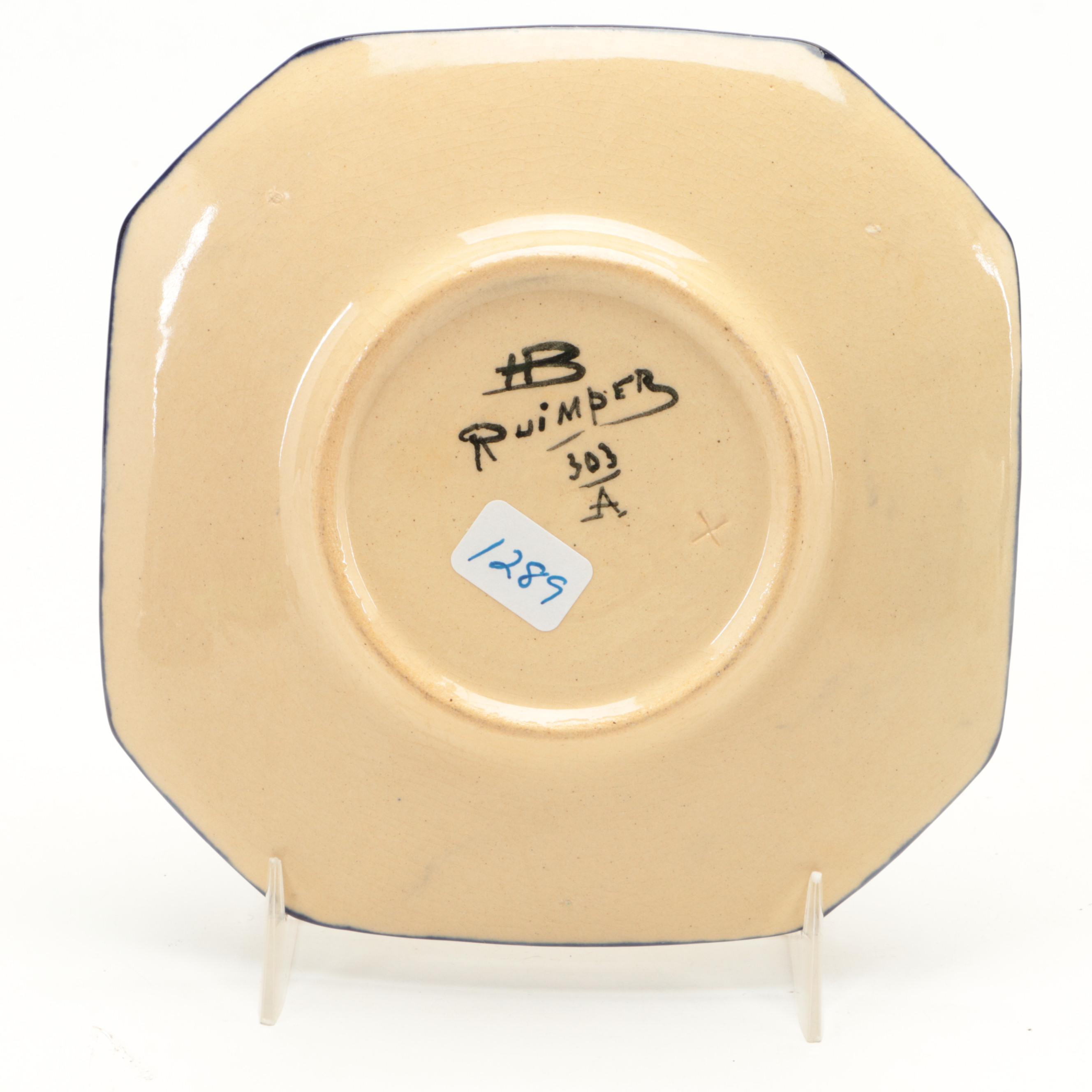 Henriot Quimper Hand-Painted Moriage Faïence Cups and Saucers