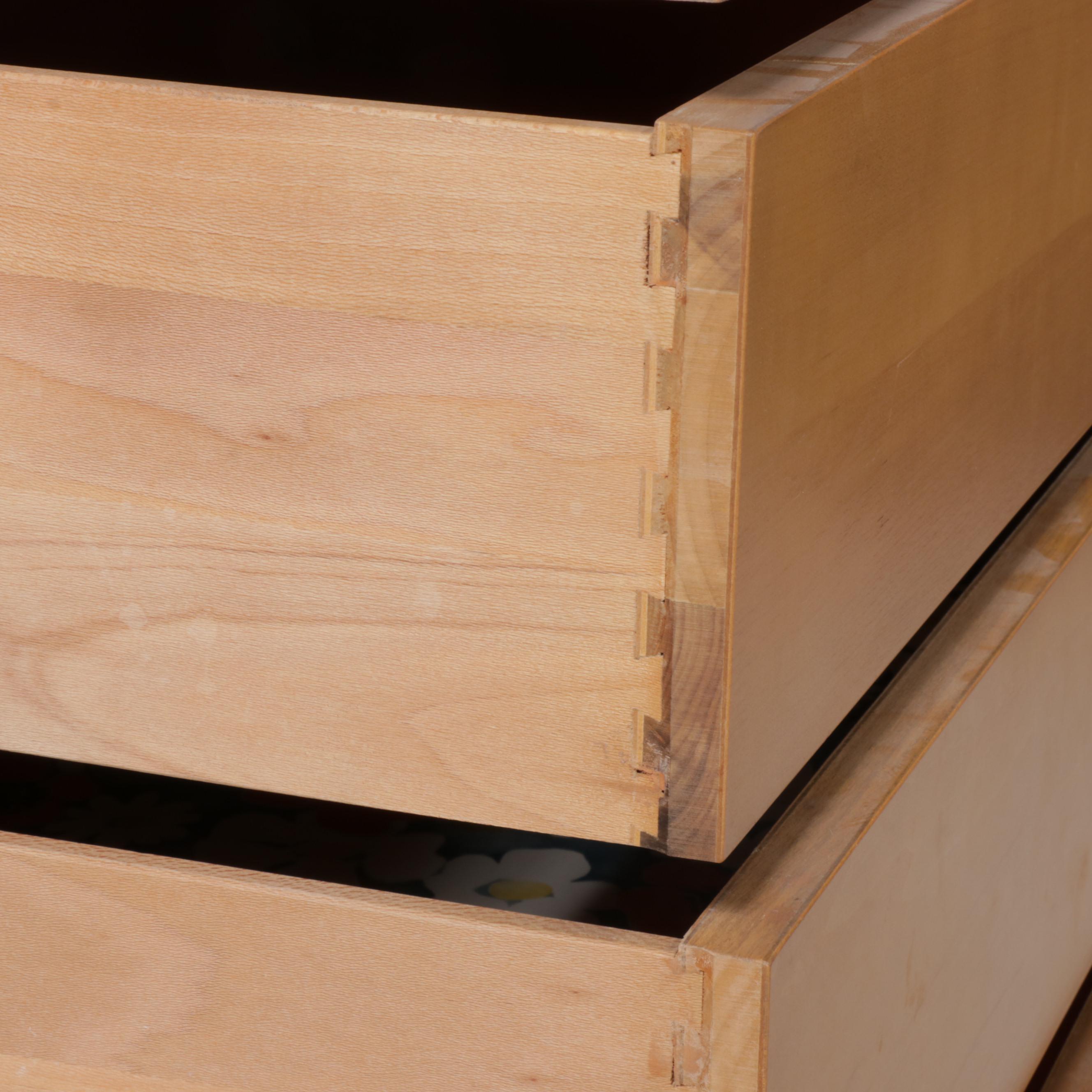 Sligh-Lowry Five-Drawer Chest, Mid-20th Century