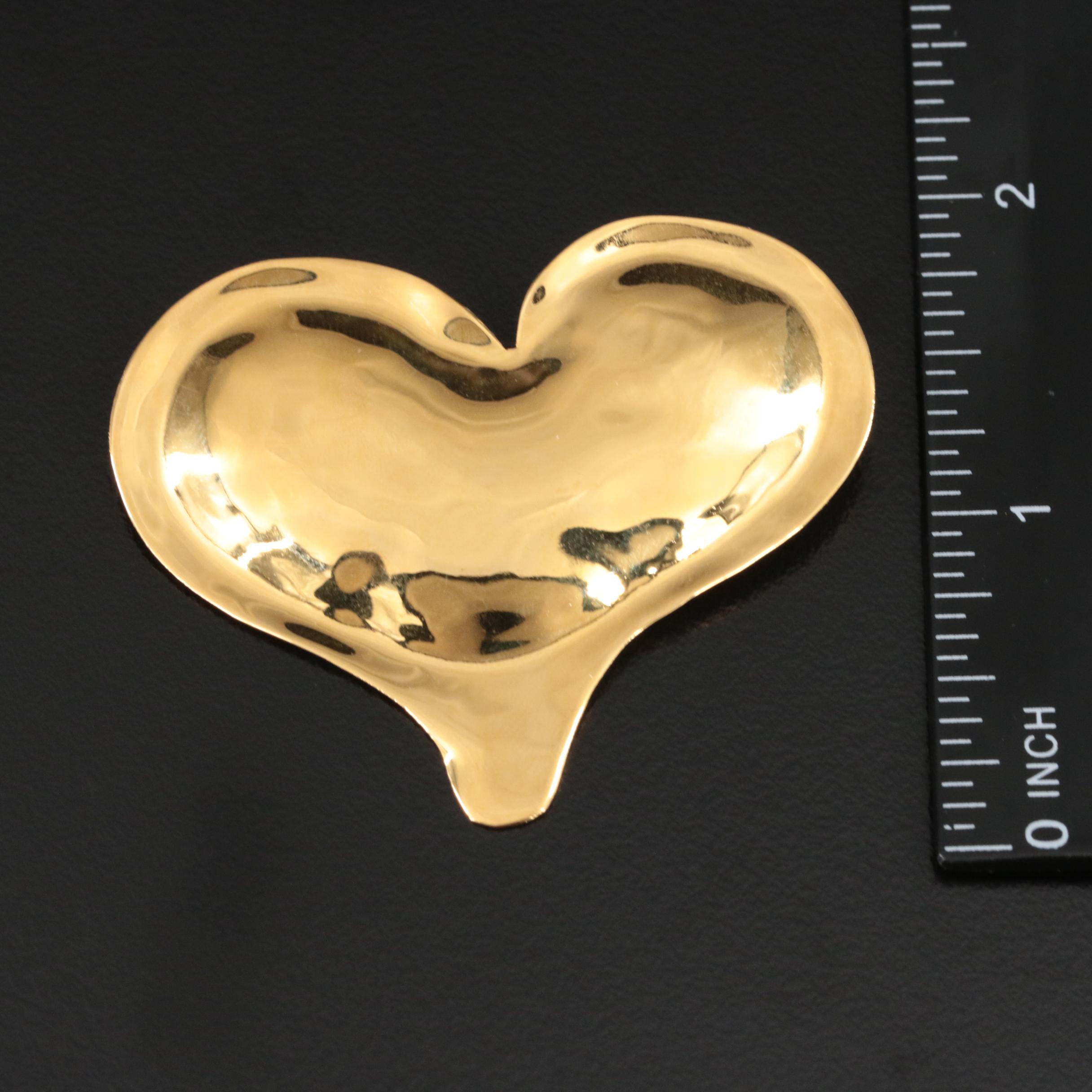 Rope Length Pearl Necklace with Hammered Heart Brooch