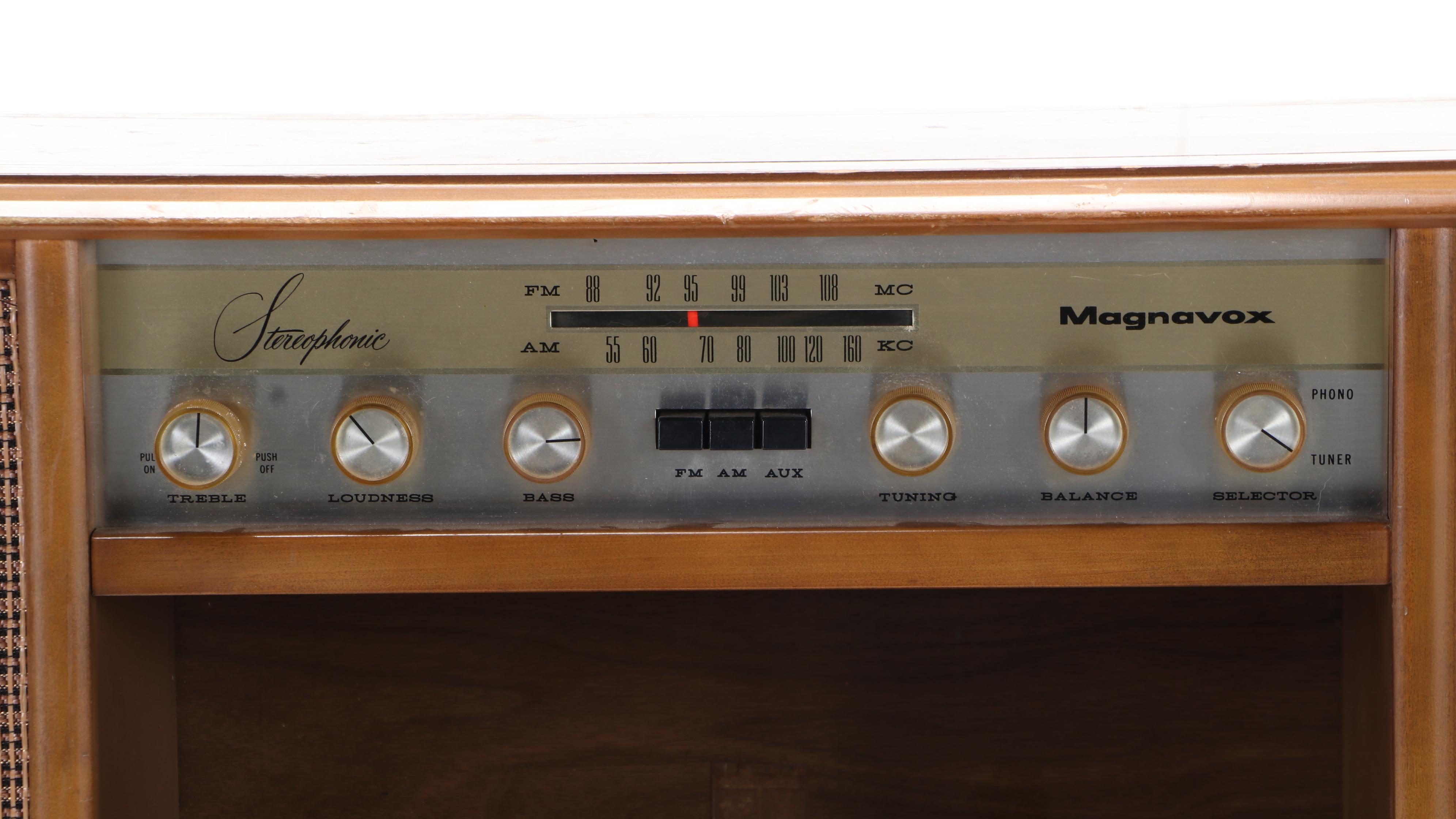 Magnavox Magnasonic Stereophonic AM/FM Receiver Turntable, Mid-20th Century