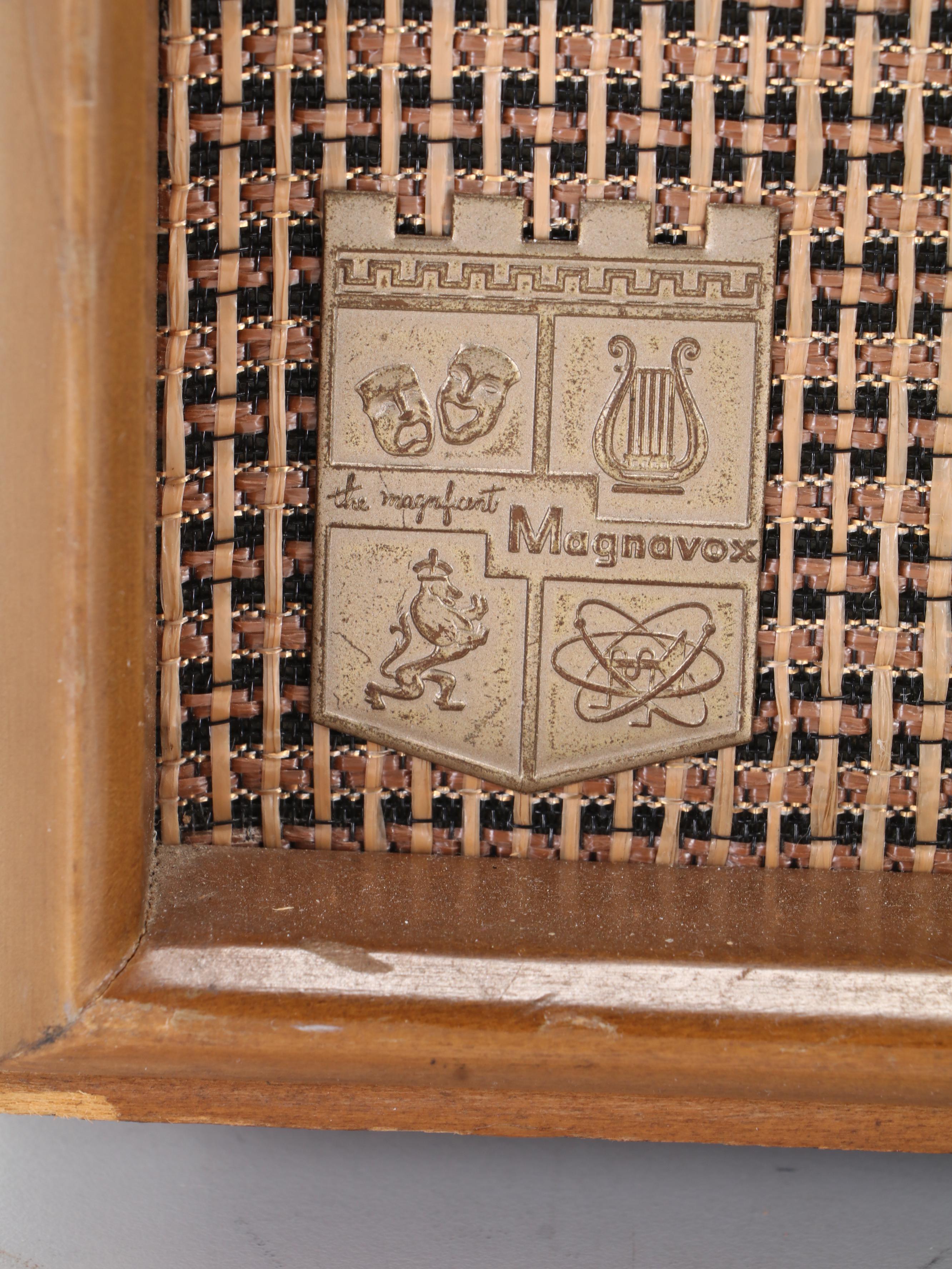 Magnavox Magnasonic Stereophonic AM/FM Receiver Turntable, Mid-20th Century