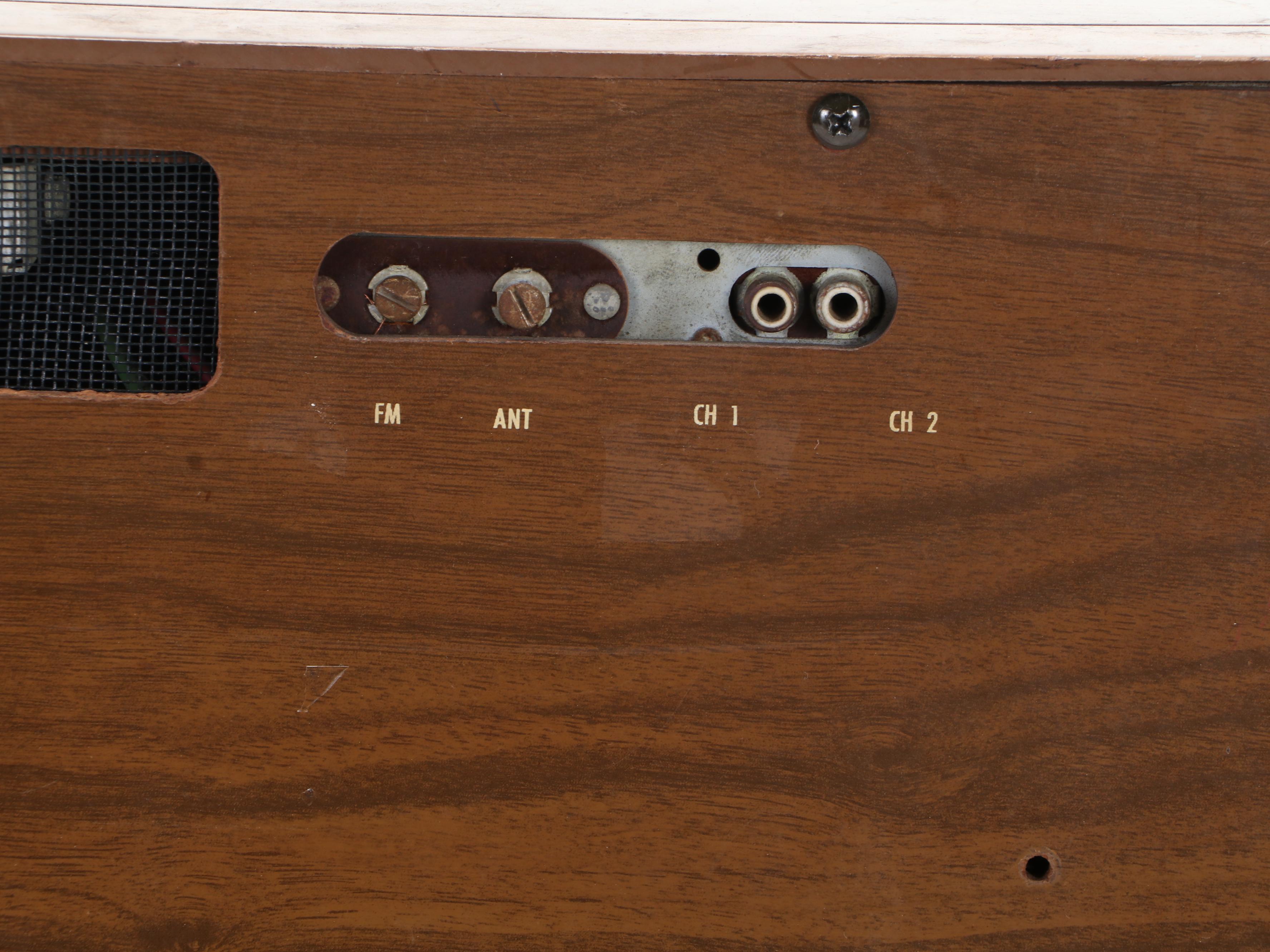 Magnavox Magnasonic Stereophonic AM/FM Receiver Turntable, Mid-20th Century