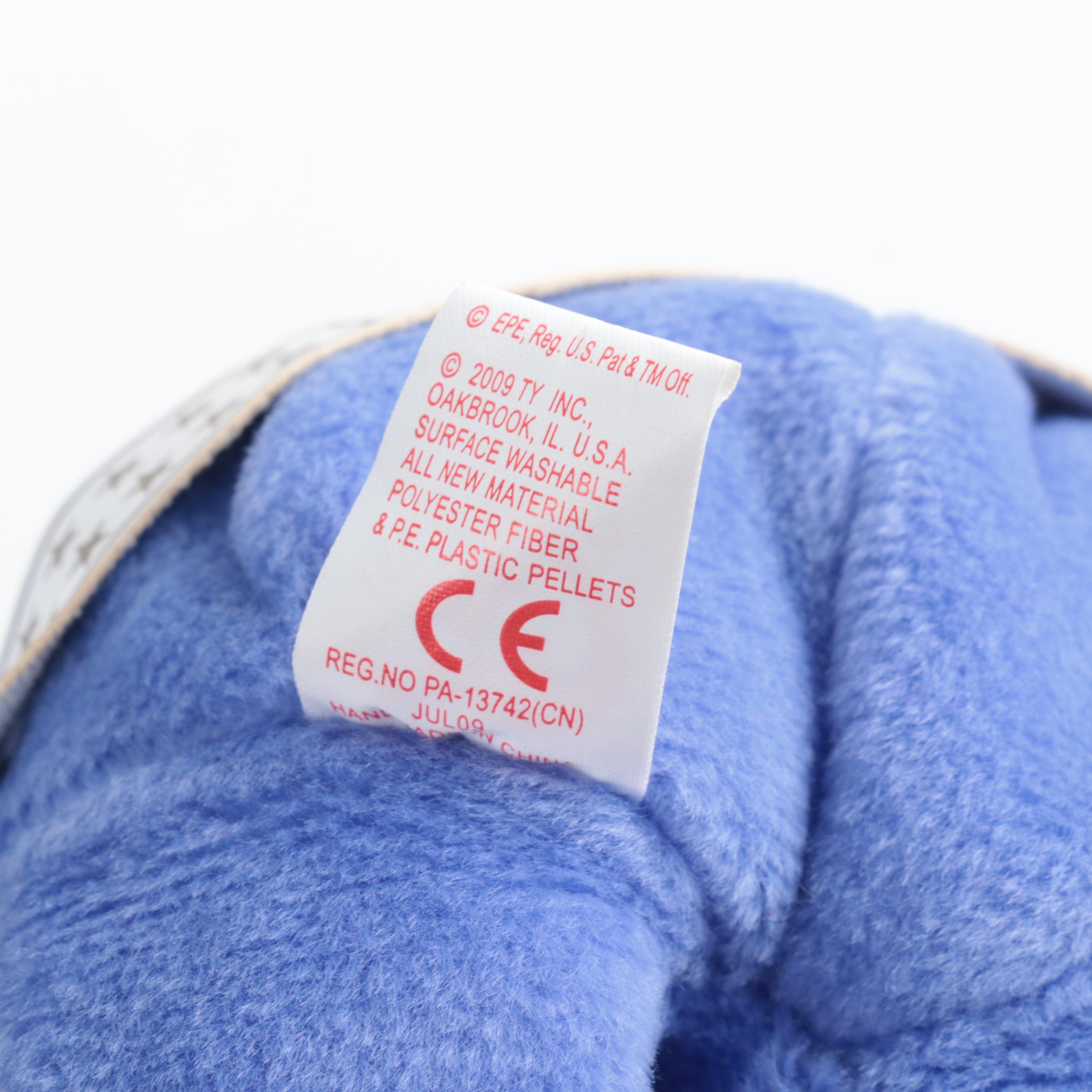 Elvis Presley Memorabilia Including Magazines, Bobbleheads, Calendars and More