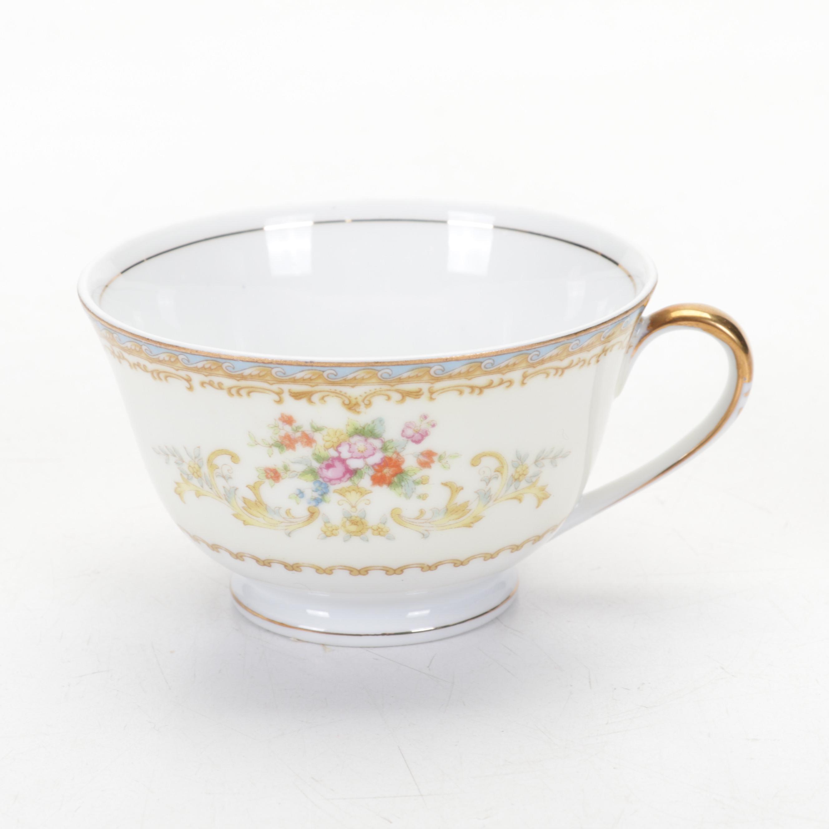 Kongo China Gilded Porcelain Tableware, Mid-20th Century