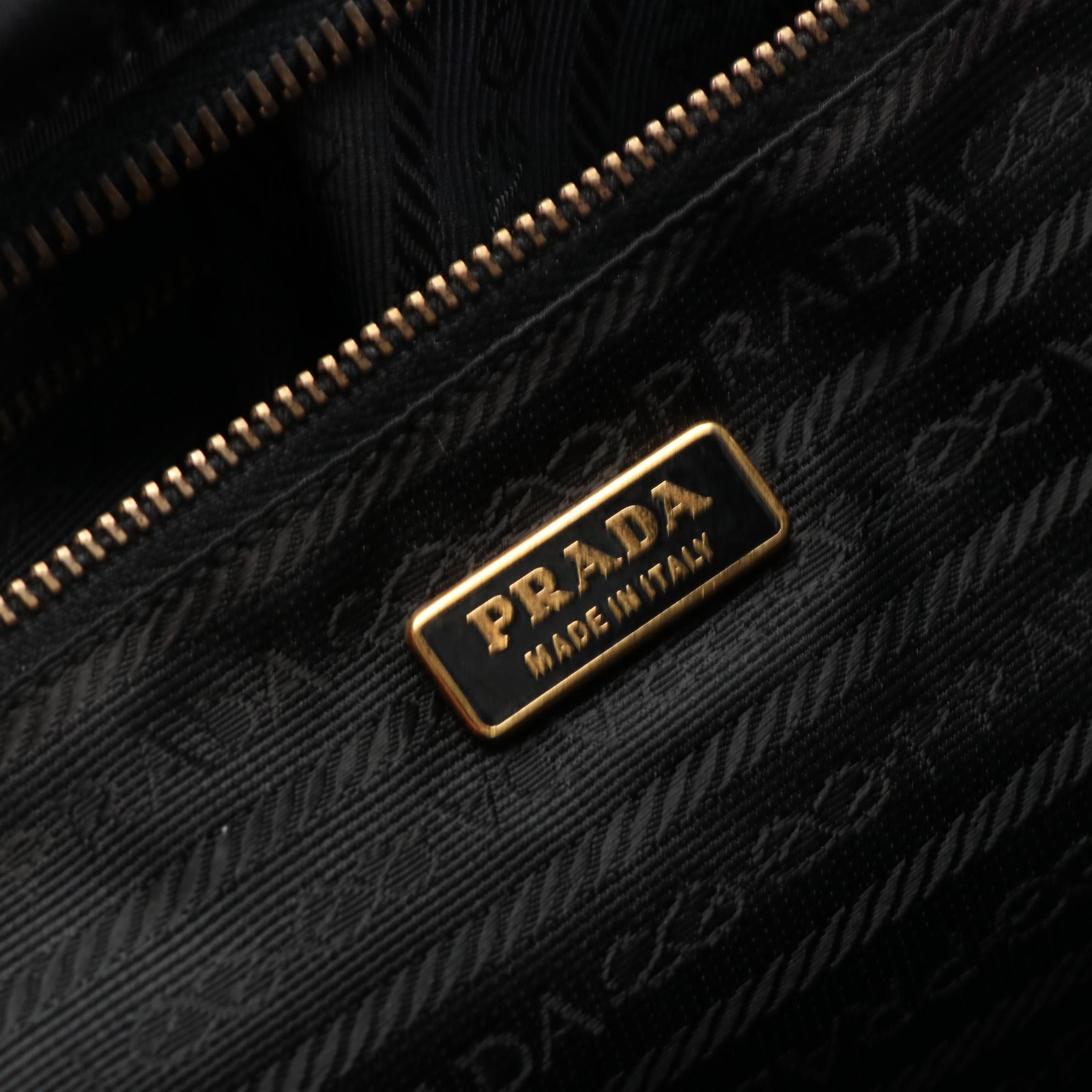 Prada Shoulder Bag in Tessuto Nylon and Saffiano Leather