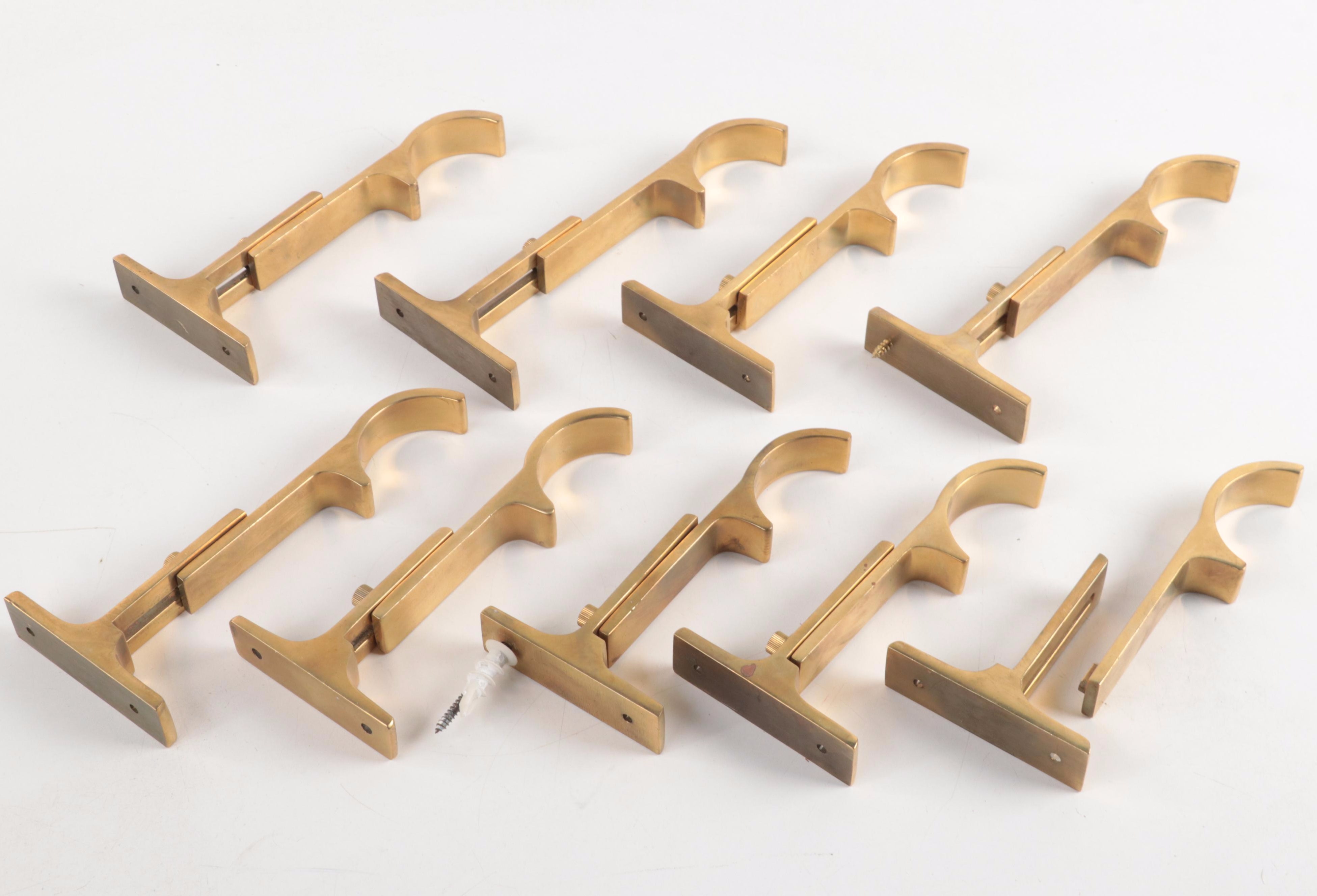 Ralph Lauren Home Curtain Rod with Urn Finials and Brackets