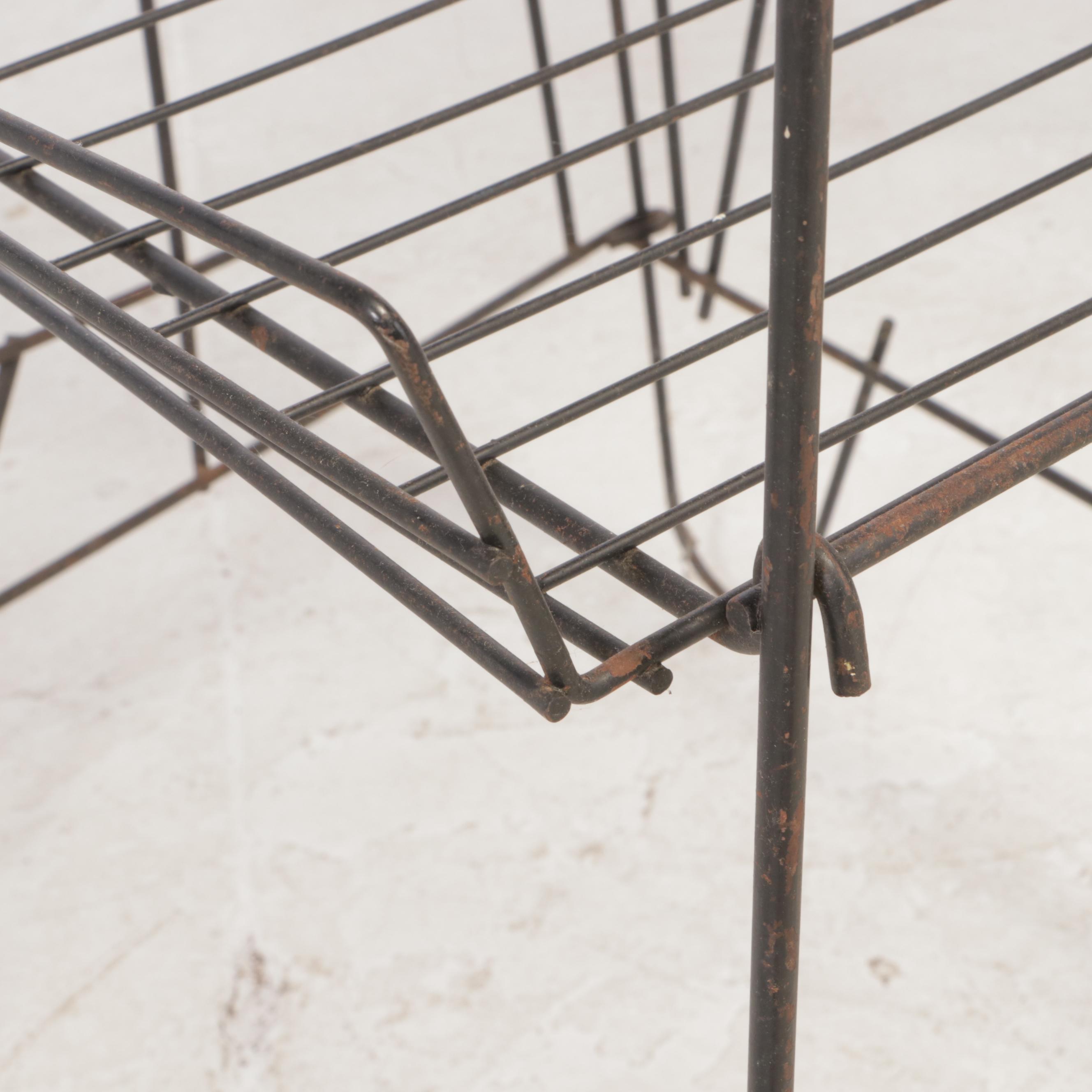 Wire Freestanding Retail Magazine Display Rack