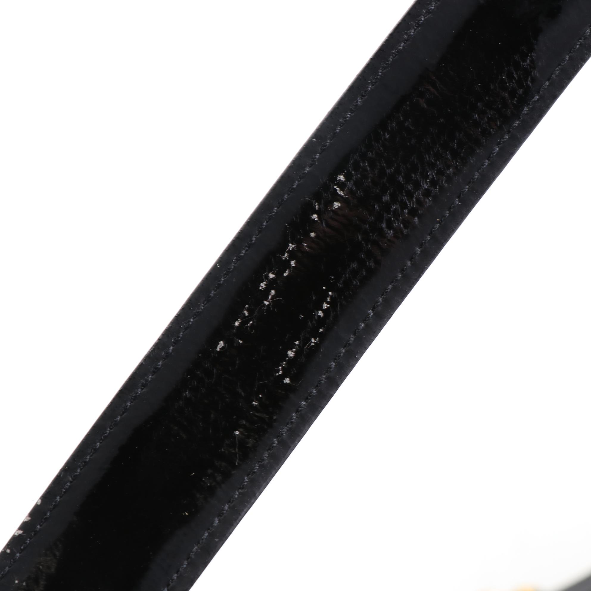 Chanel CC Shoulder Bag in Black Quilted Patent Leather