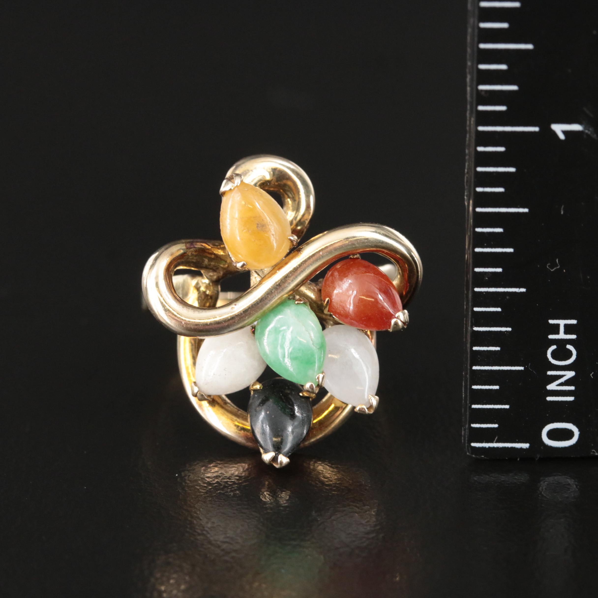Vintage 14K Jadeite and Black Onyx Ring