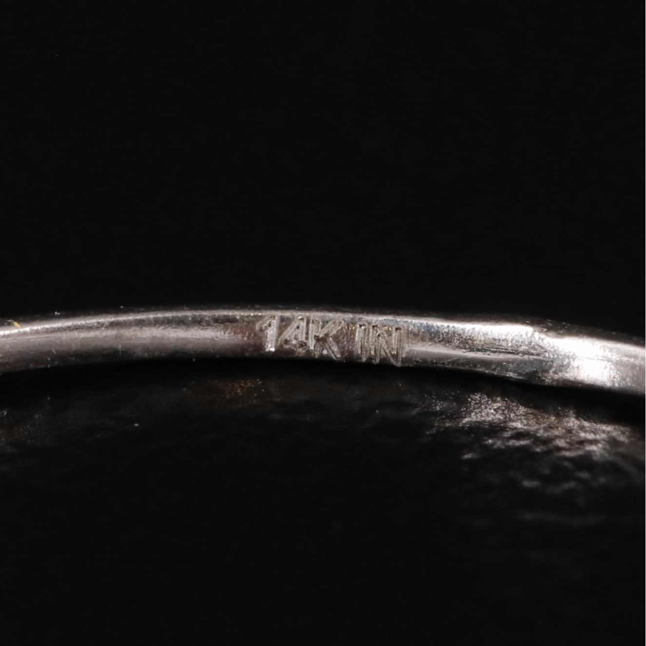 14K Garnet Solitaire Ring