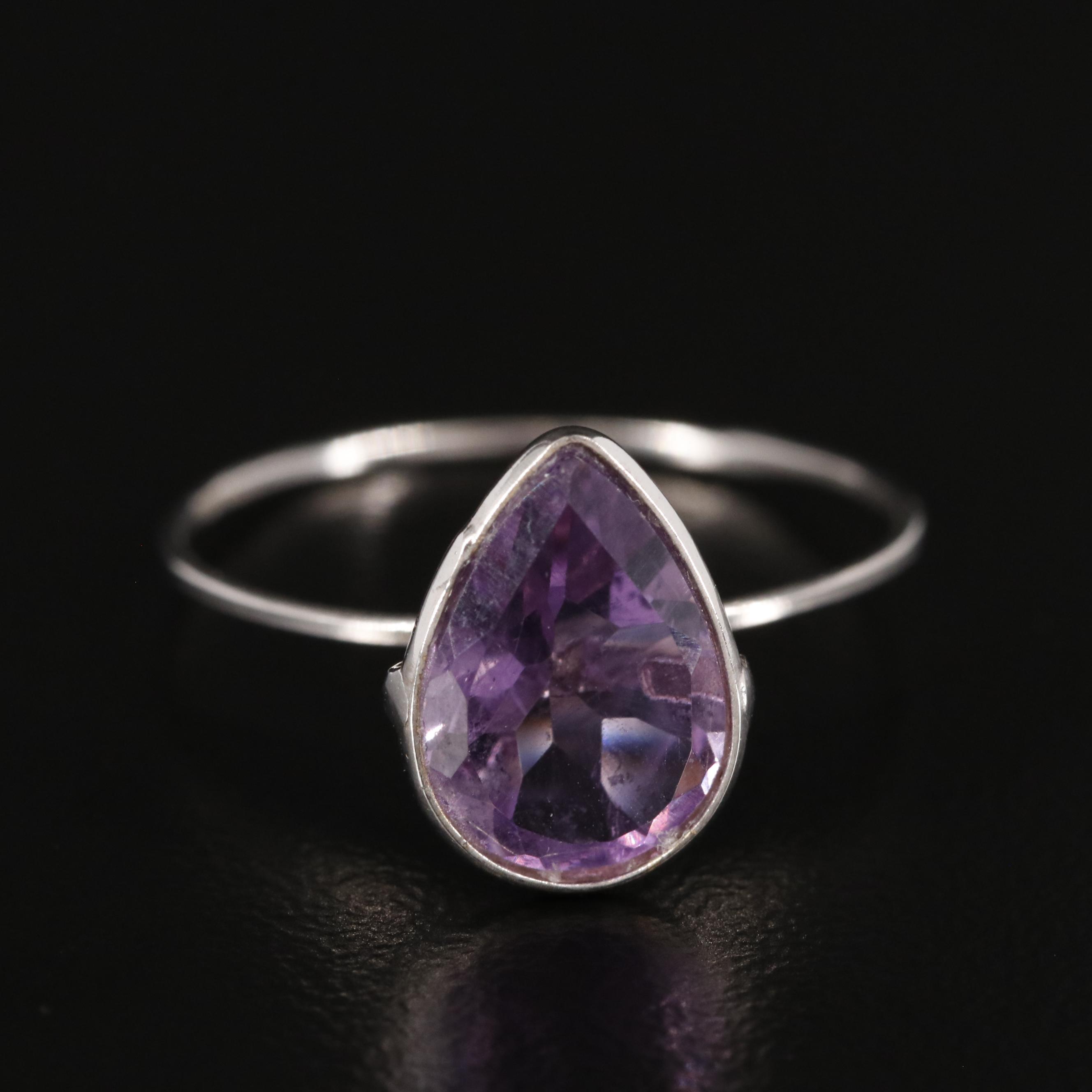 14K Amethyst Solitaire Ring