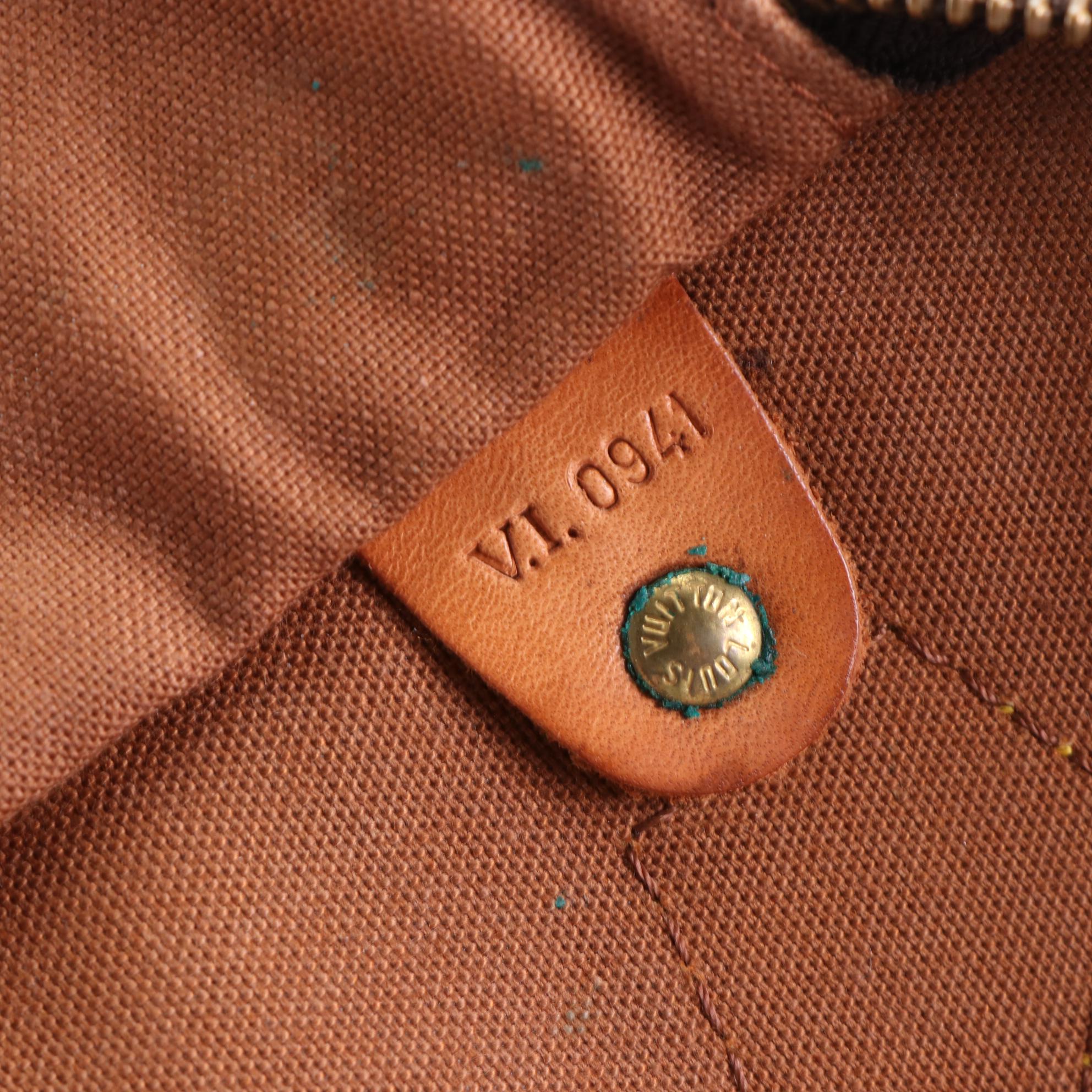 Louis Vuitton Speedy 30 in Monogram Canvas and Vachetta Leather