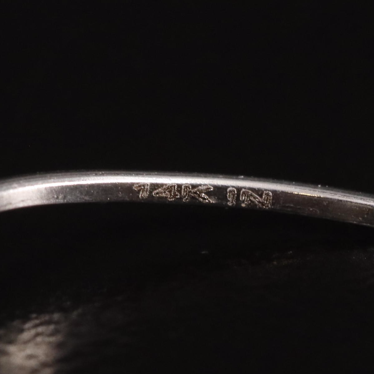 14K Garnet Solitaire Ring