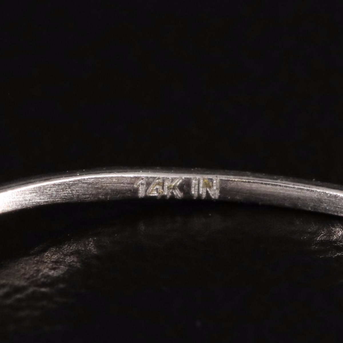 14K Amethyst Solitaire Ring