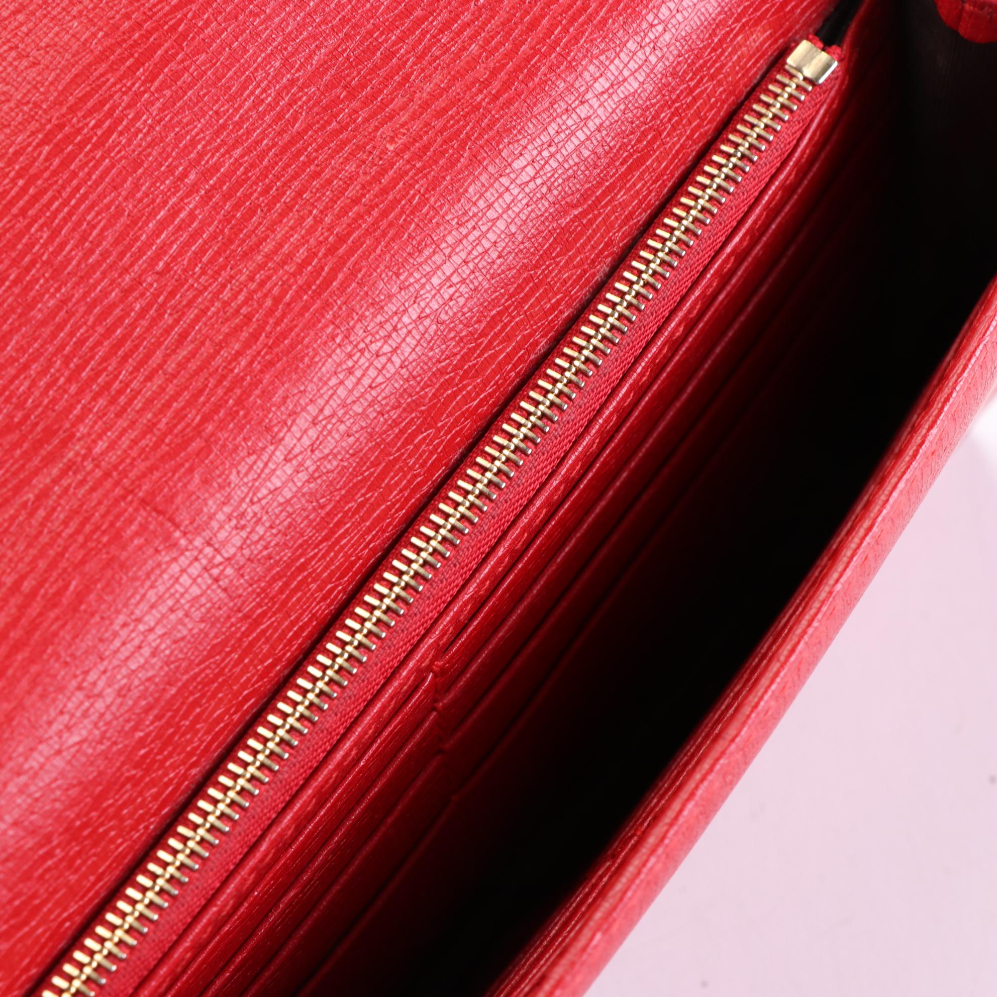 Gucci Betty Wallet-on-Chain in Grain Leather