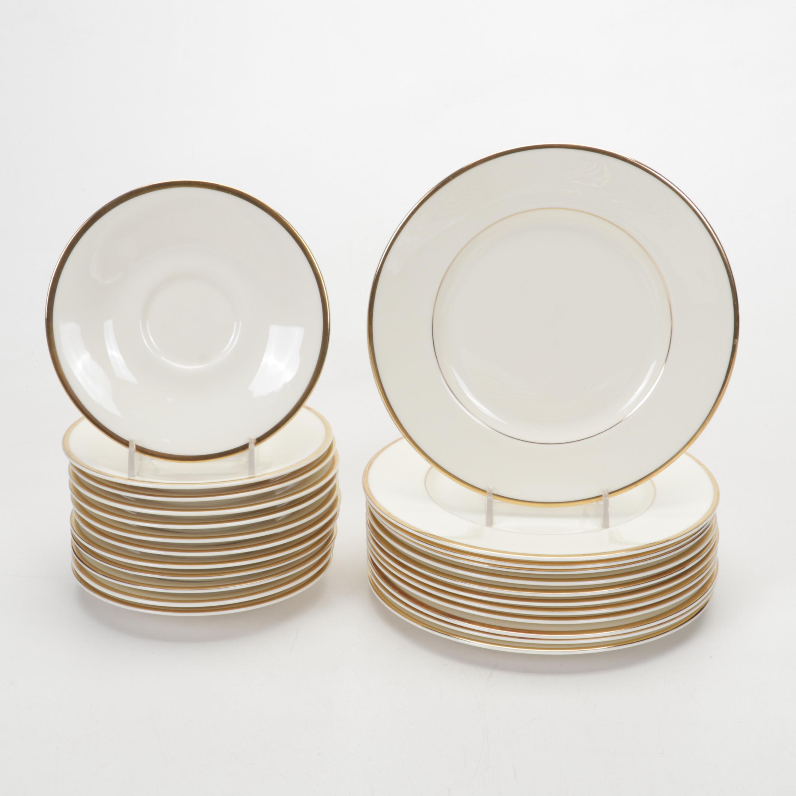 Royal Doulton Romance Collection "Heather" Bone China Dinnerware, 1984–1998