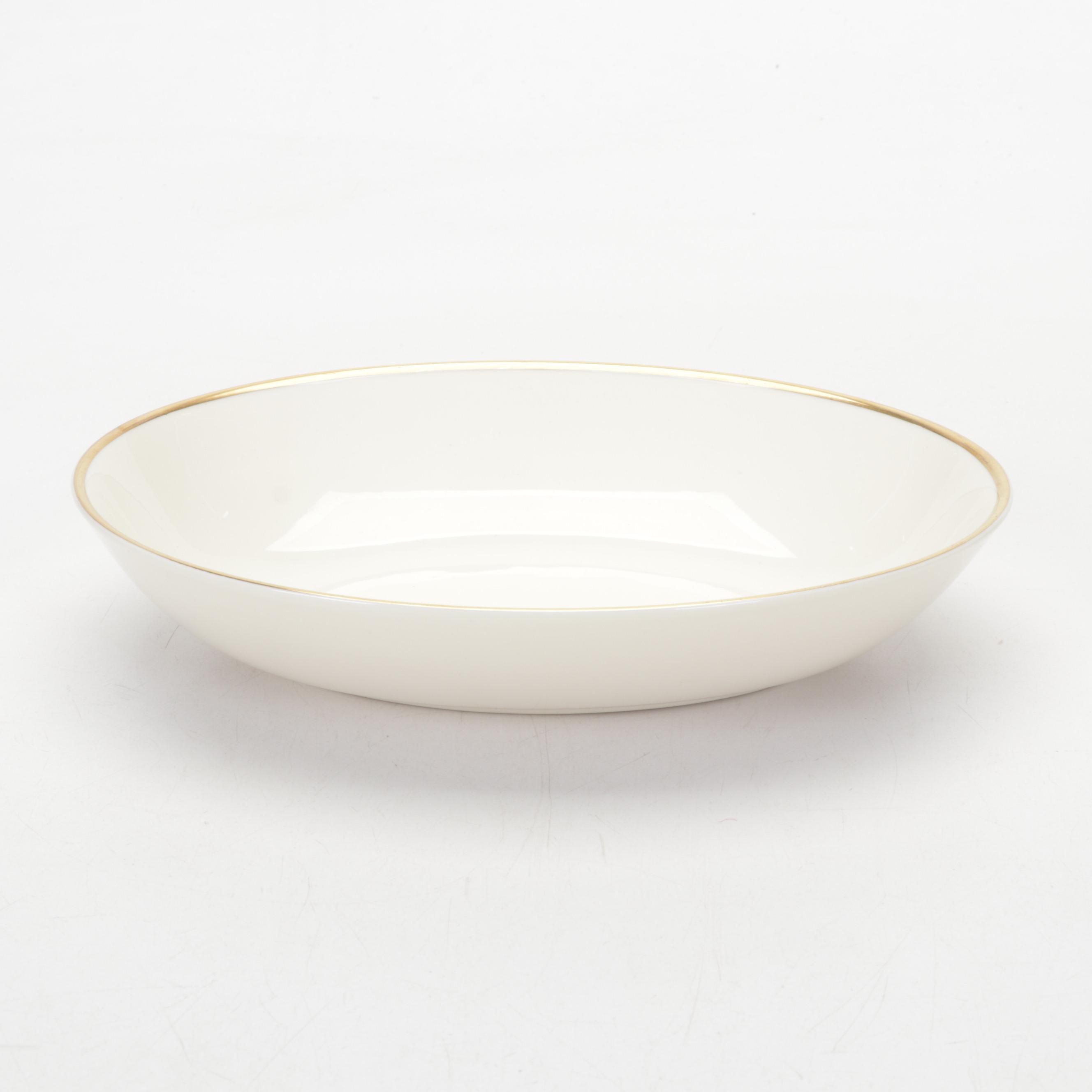 Royal Doulton Romance Collection "Heather" Bone China Dinnerware, 1984–1998