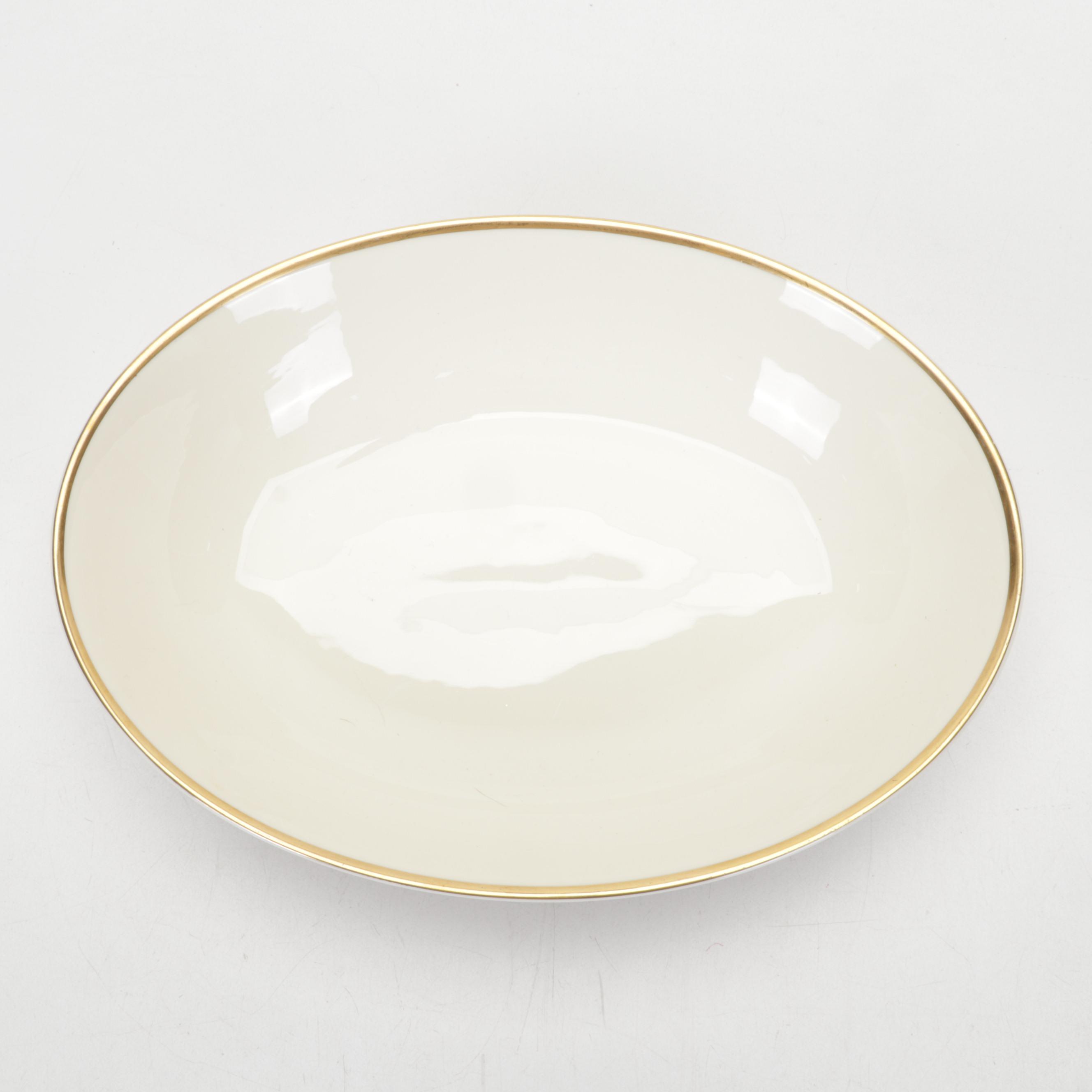 Royal Doulton Romance Collection "Heather" Bone China Dinnerware, 1984–1998