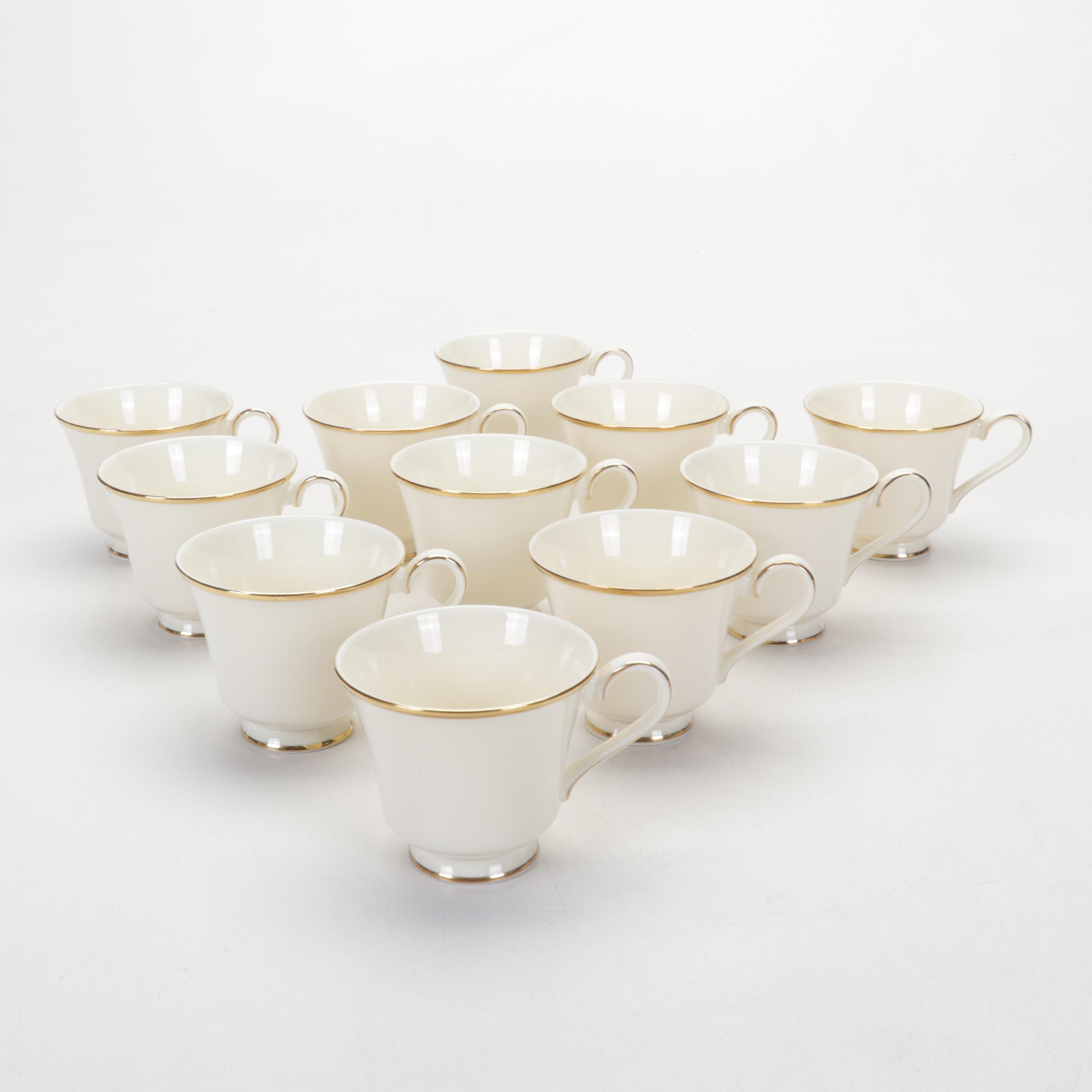 Royal Doulton Romance Collection "Heather" Bone China Dinnerware, 1984–1998