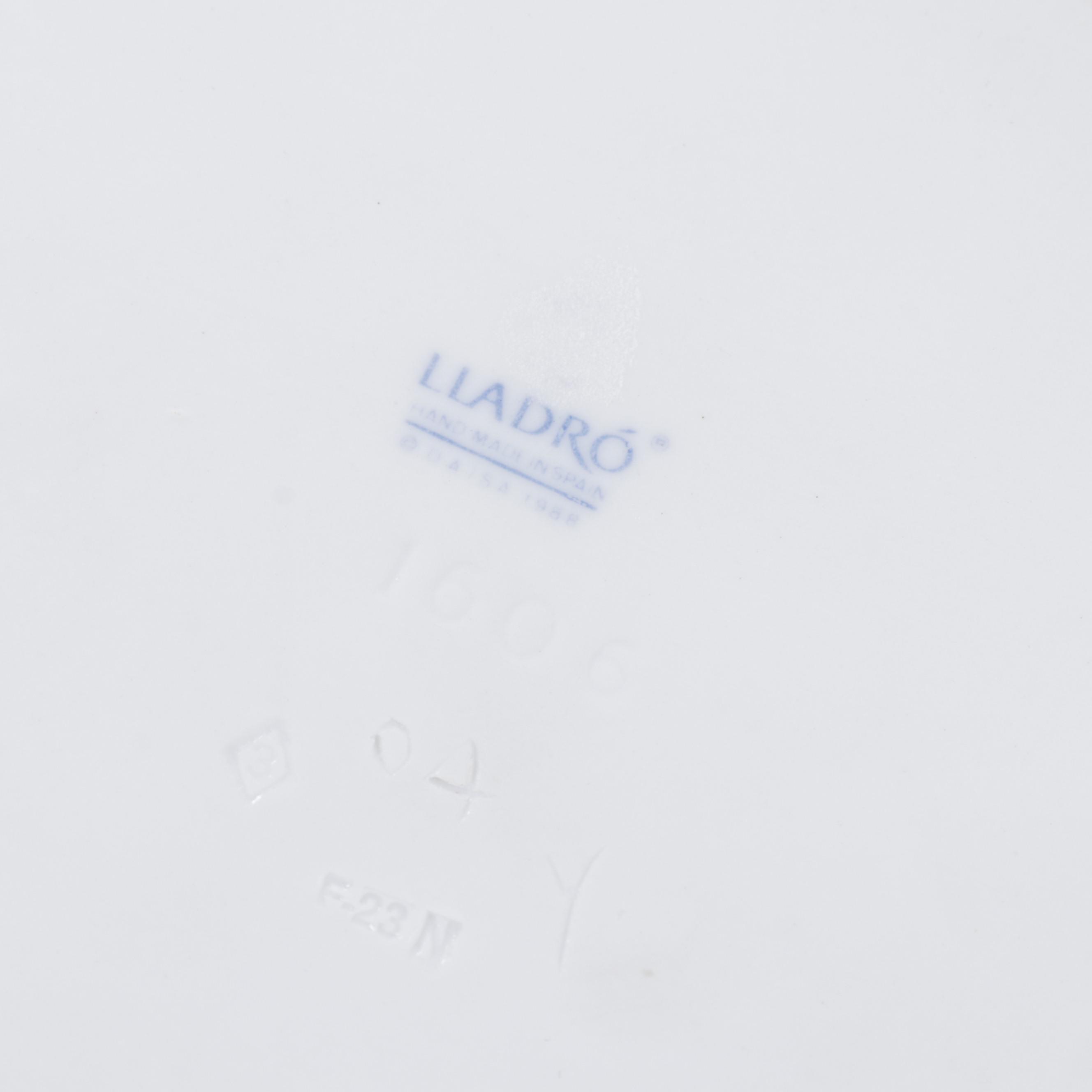 Lladró "Latest Addition" Porcelain Figurine Designed by José Puche, 1989–2007