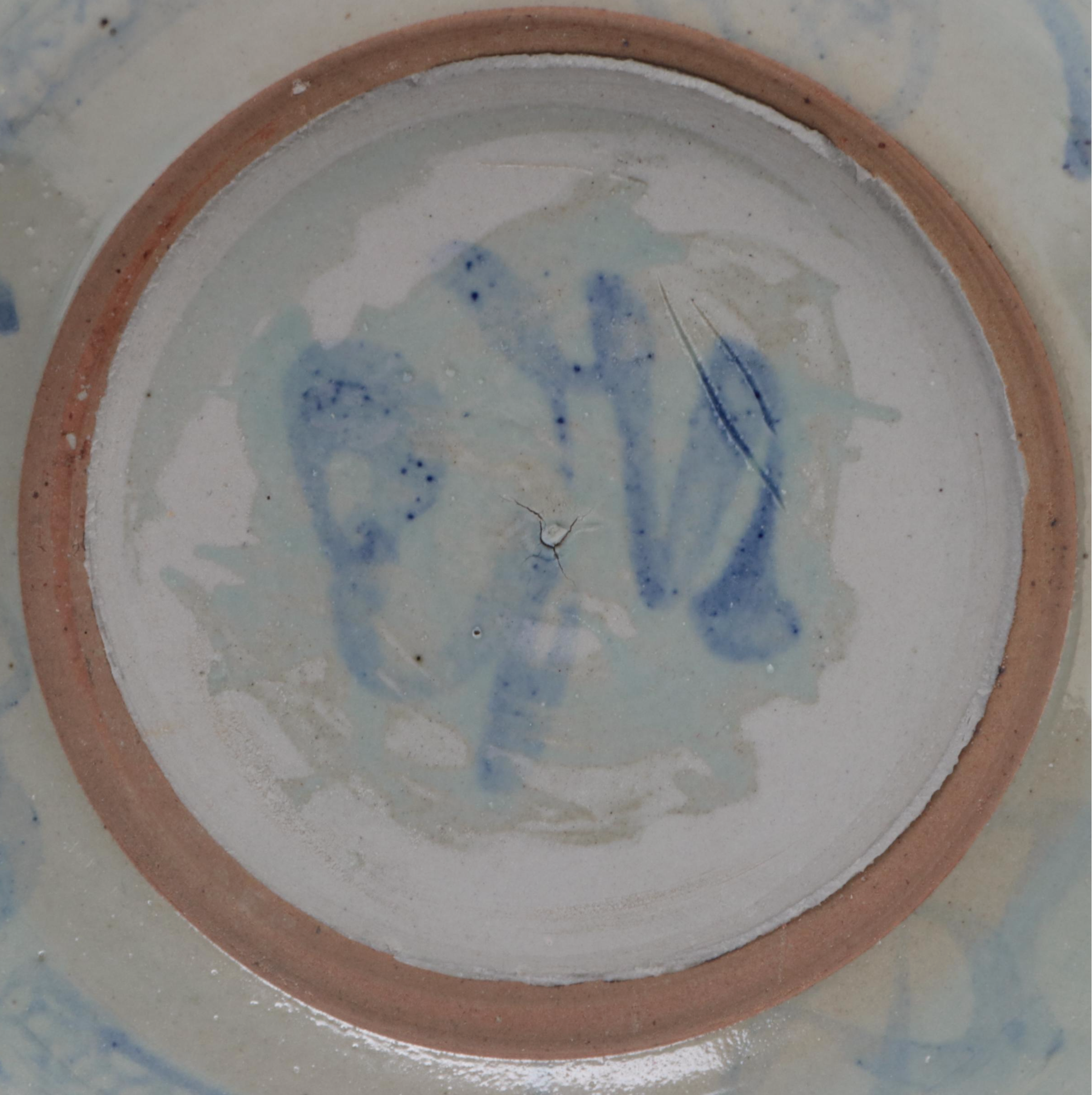 Chinese Earthenware Plate, Late Qing Dynasty