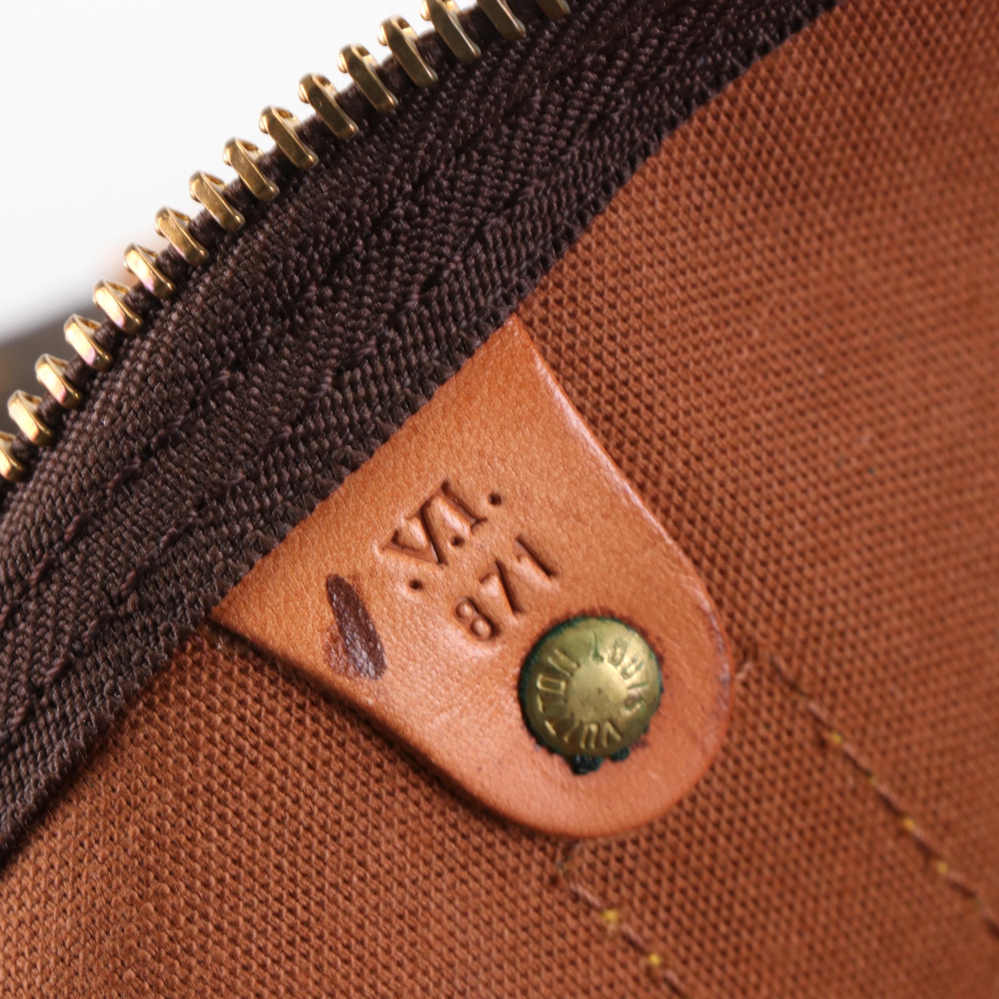 Louis Vuitton Keepall 55 Bandoulière Monogram Canvas and Leather