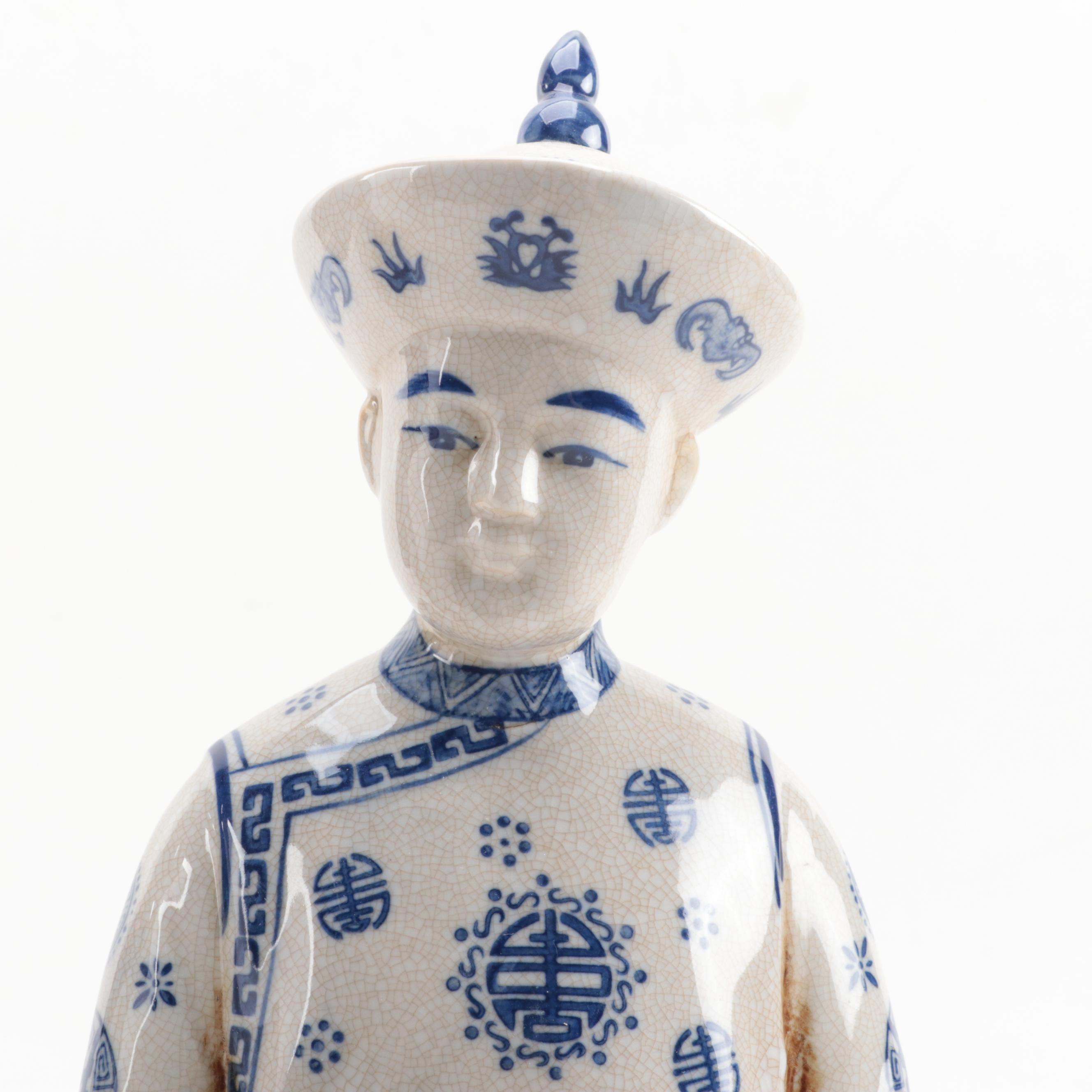 chinese-blue-and-white-porcelain-figures-ebth