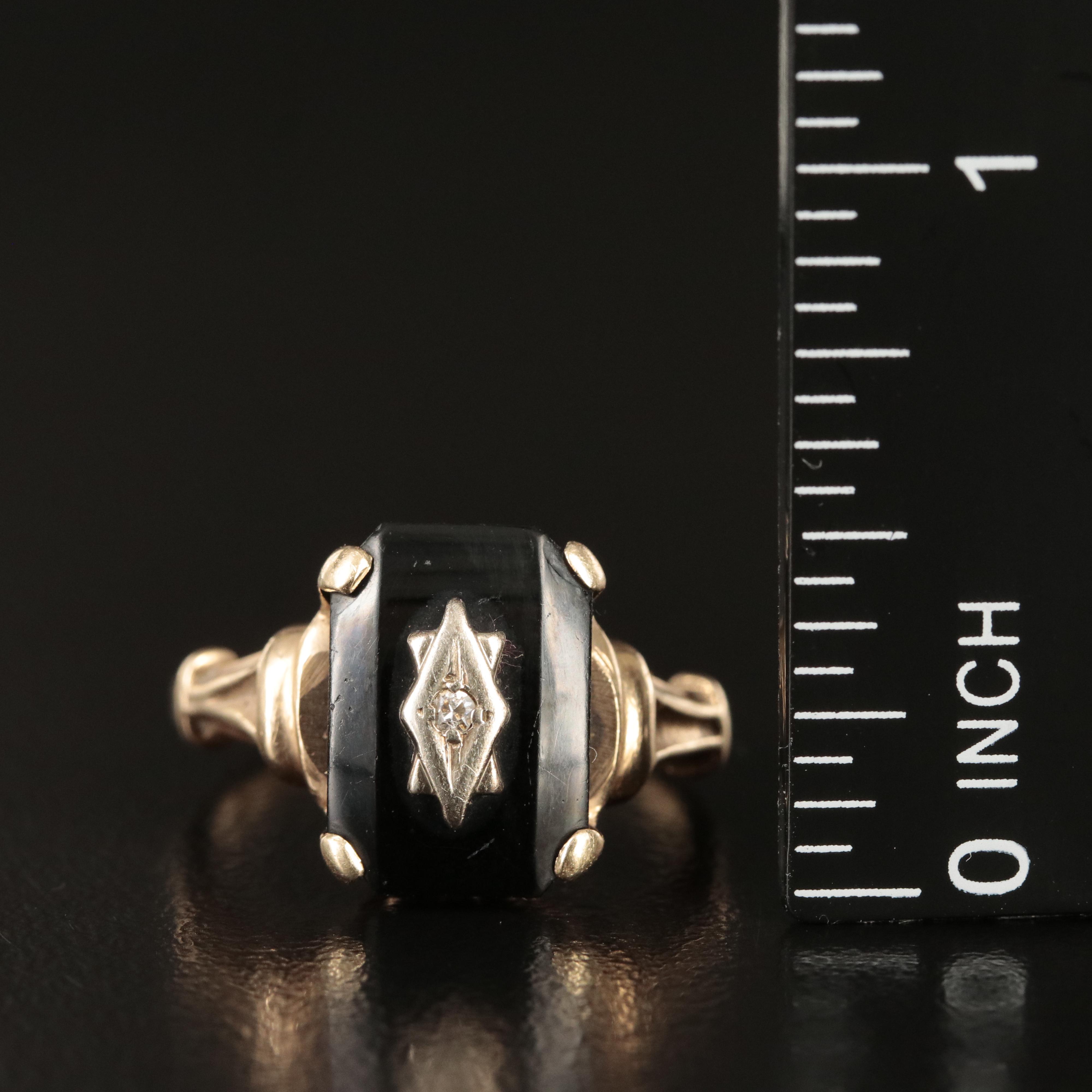 Vintage 10K Black Onyx and Diamond Ring