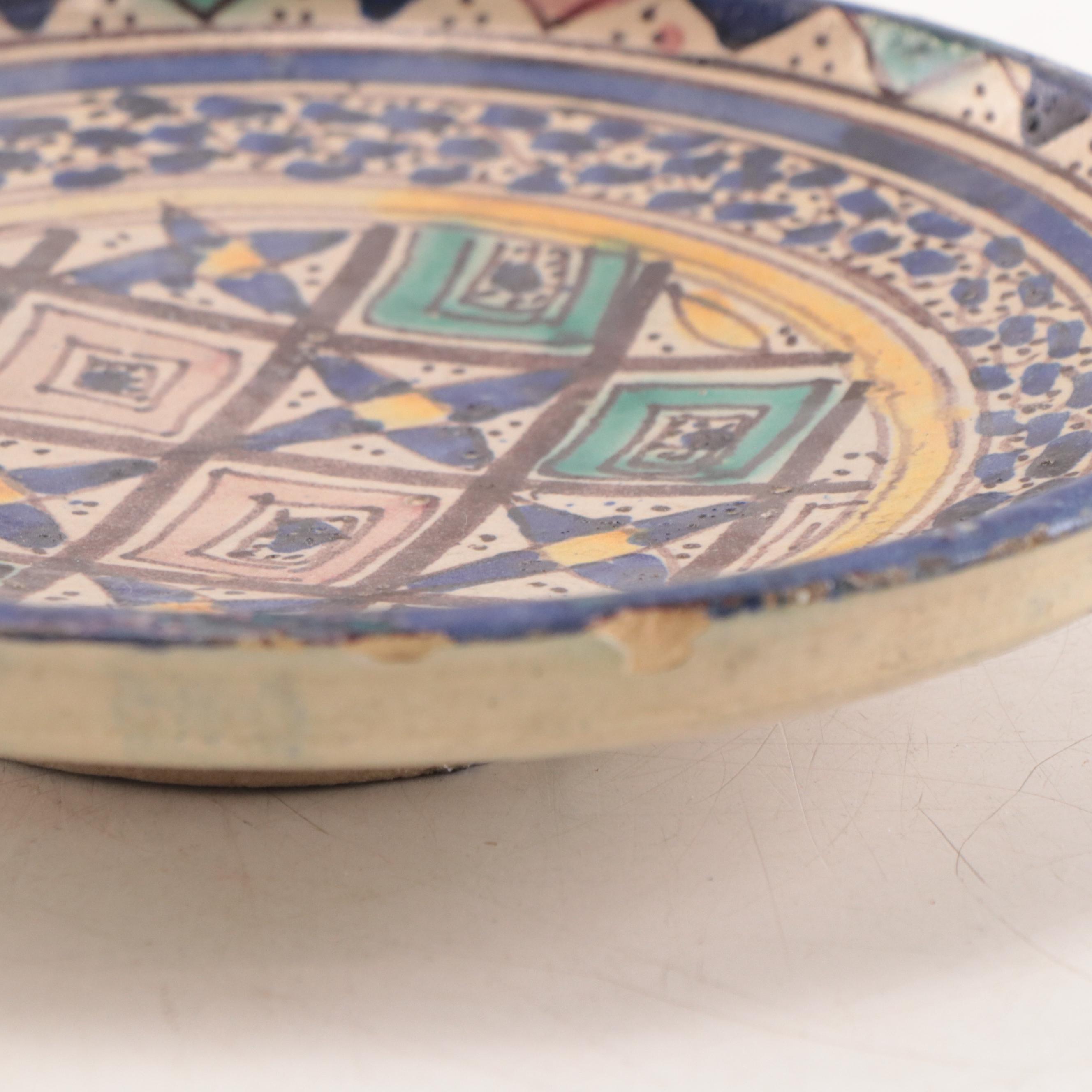 Azeri Painted Stoneware Pottery Dish, Azerbaijan