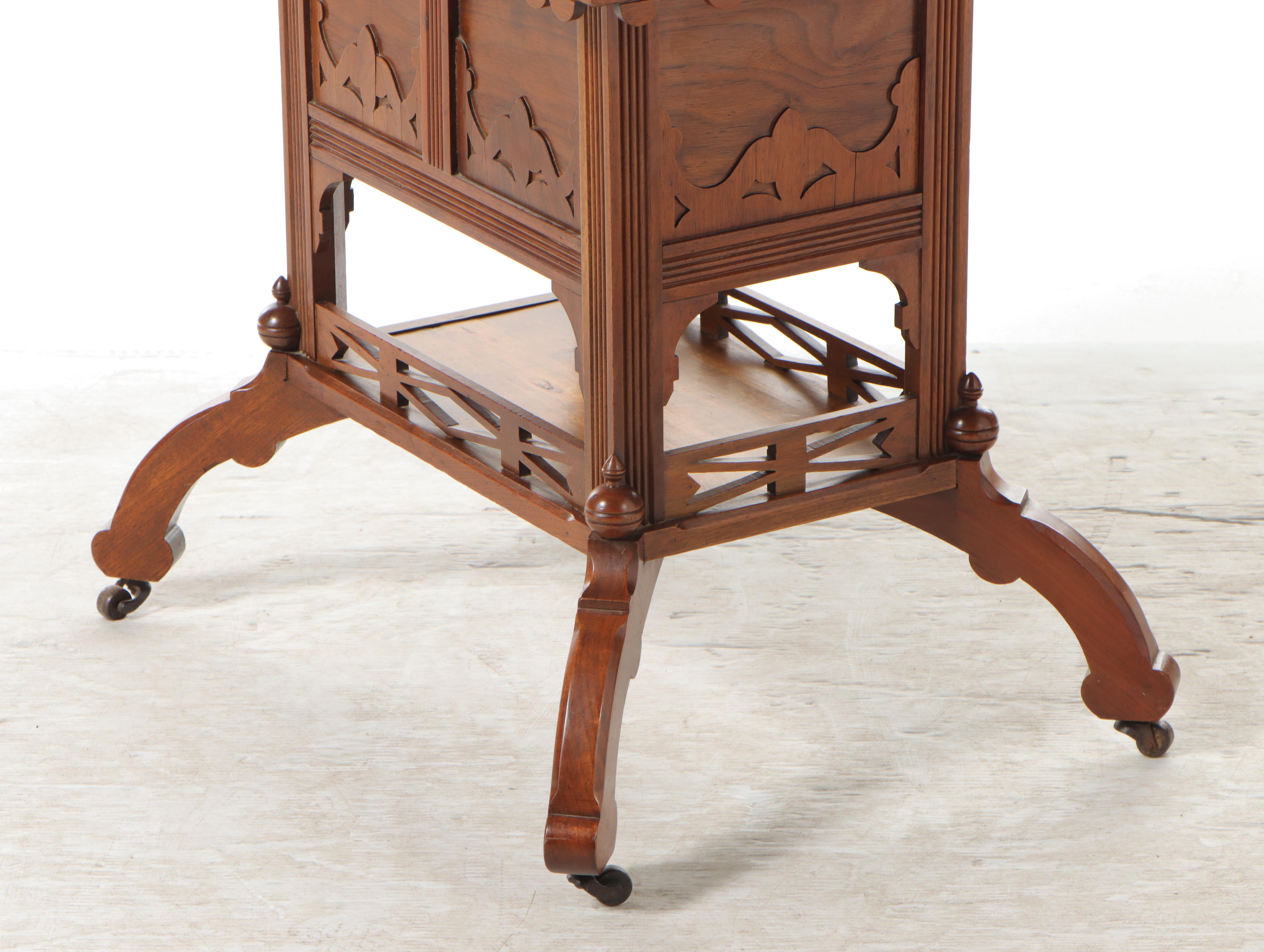 Victorian Forest City Furniture The Ross Table Wash-Stand in Walnut, Late 19th C