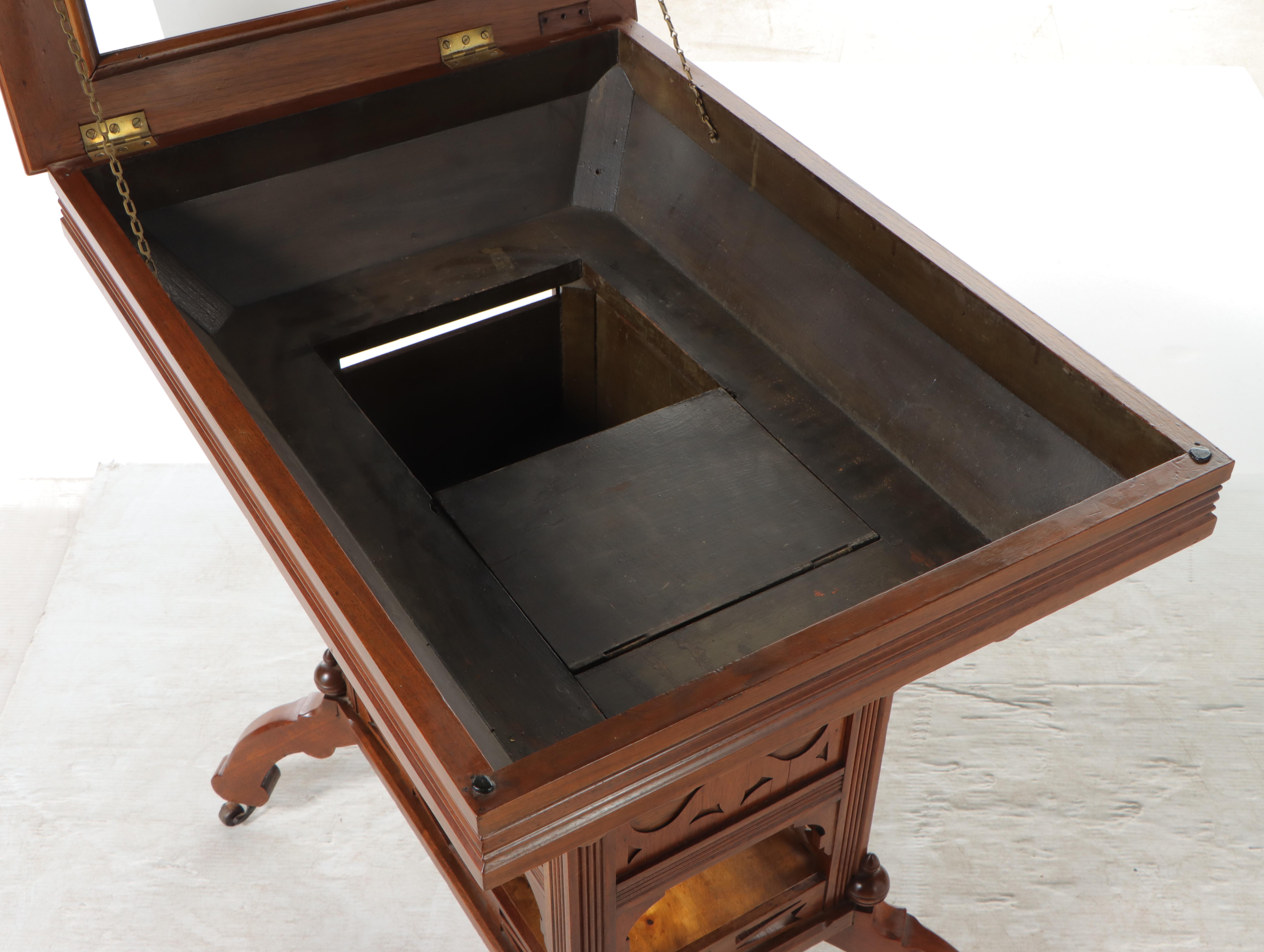 Victorian Forest City Furniture The Ross Table Wash-Stand in Walnut, Late 19th C