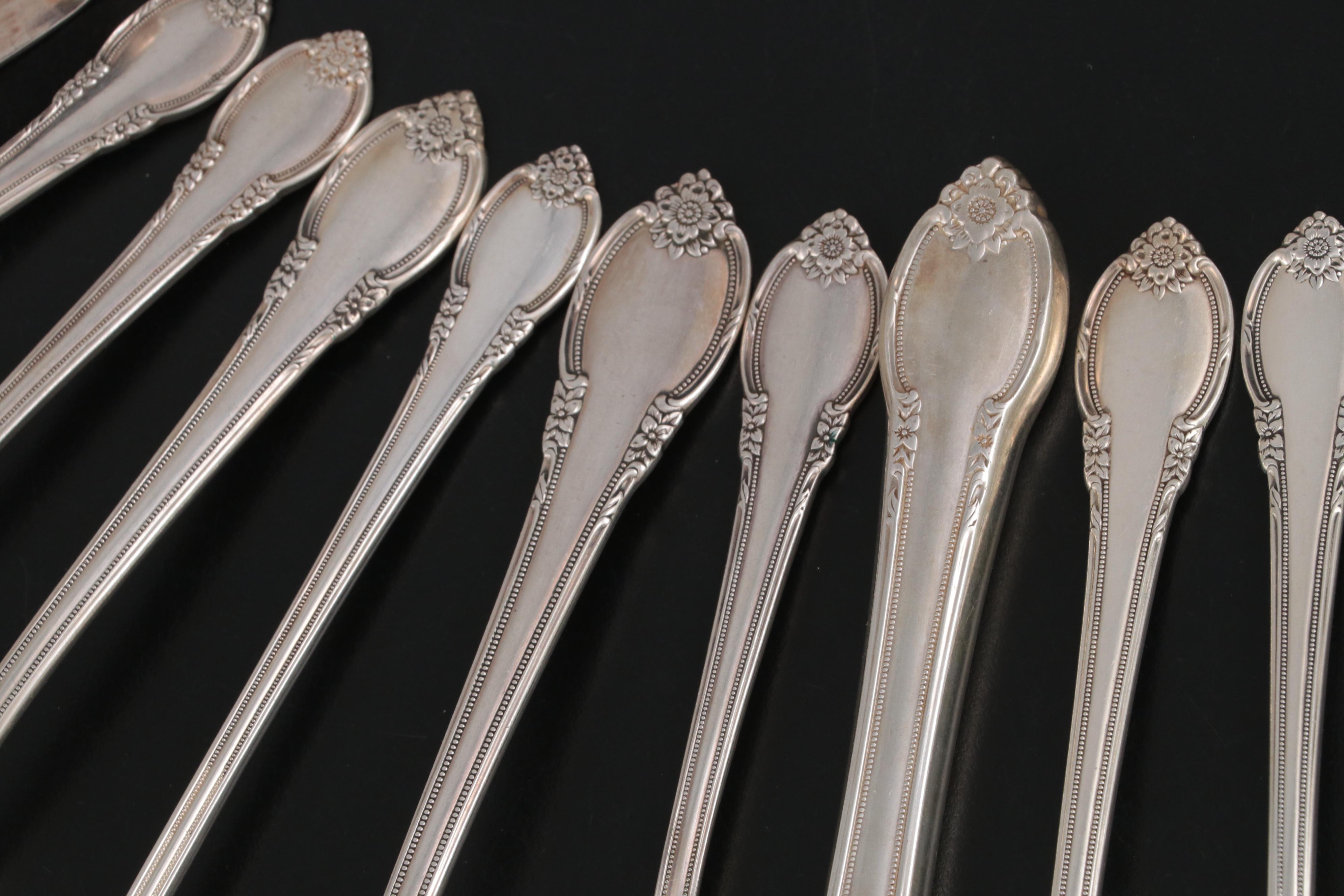 1847 Rogers Bros. "Remembrance" Silver Plate Flatware, Mid to Late 20th Century