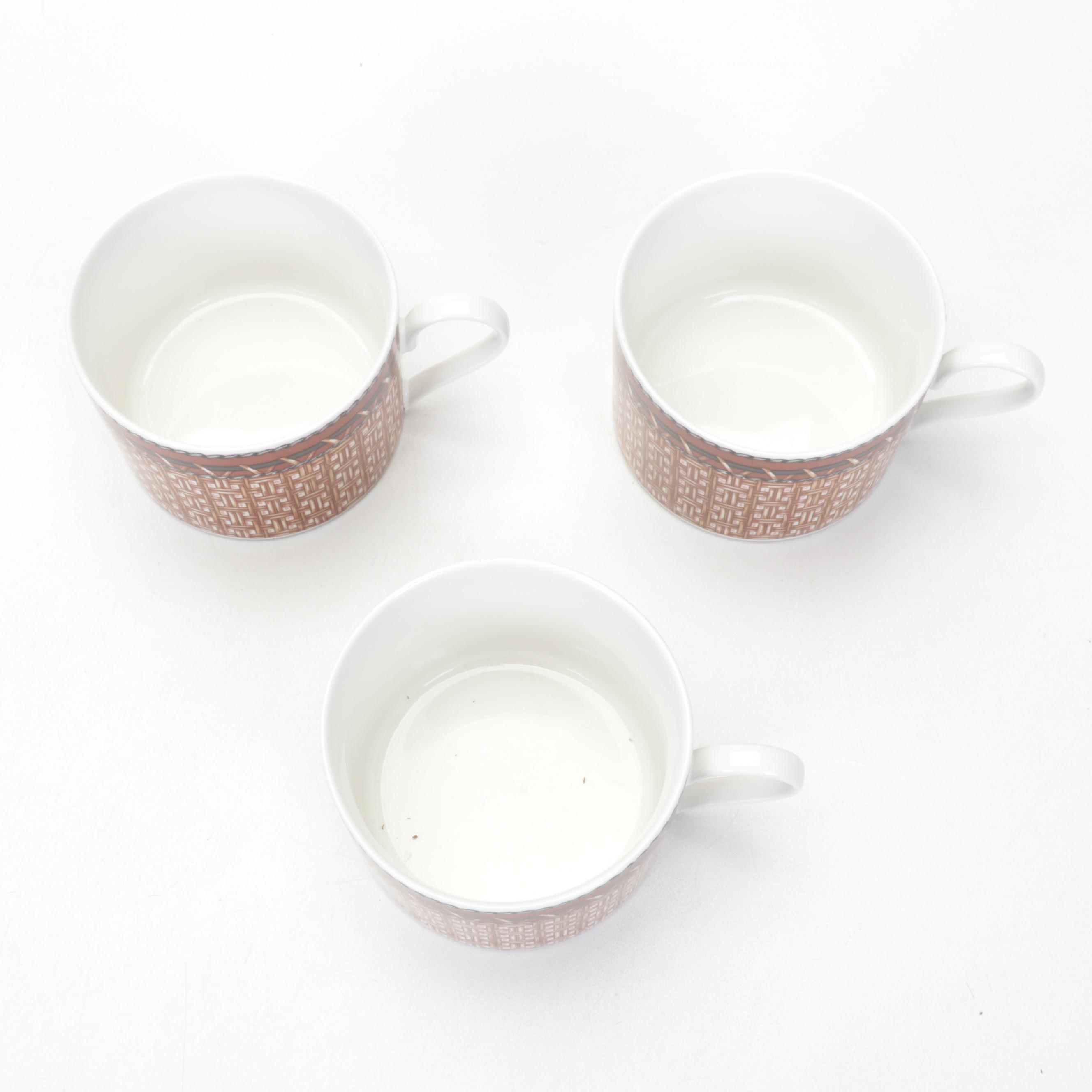 Sasaki "Nantucket" Dinnerware with Yki Nummi for Sanka Acrylic Cake Saver