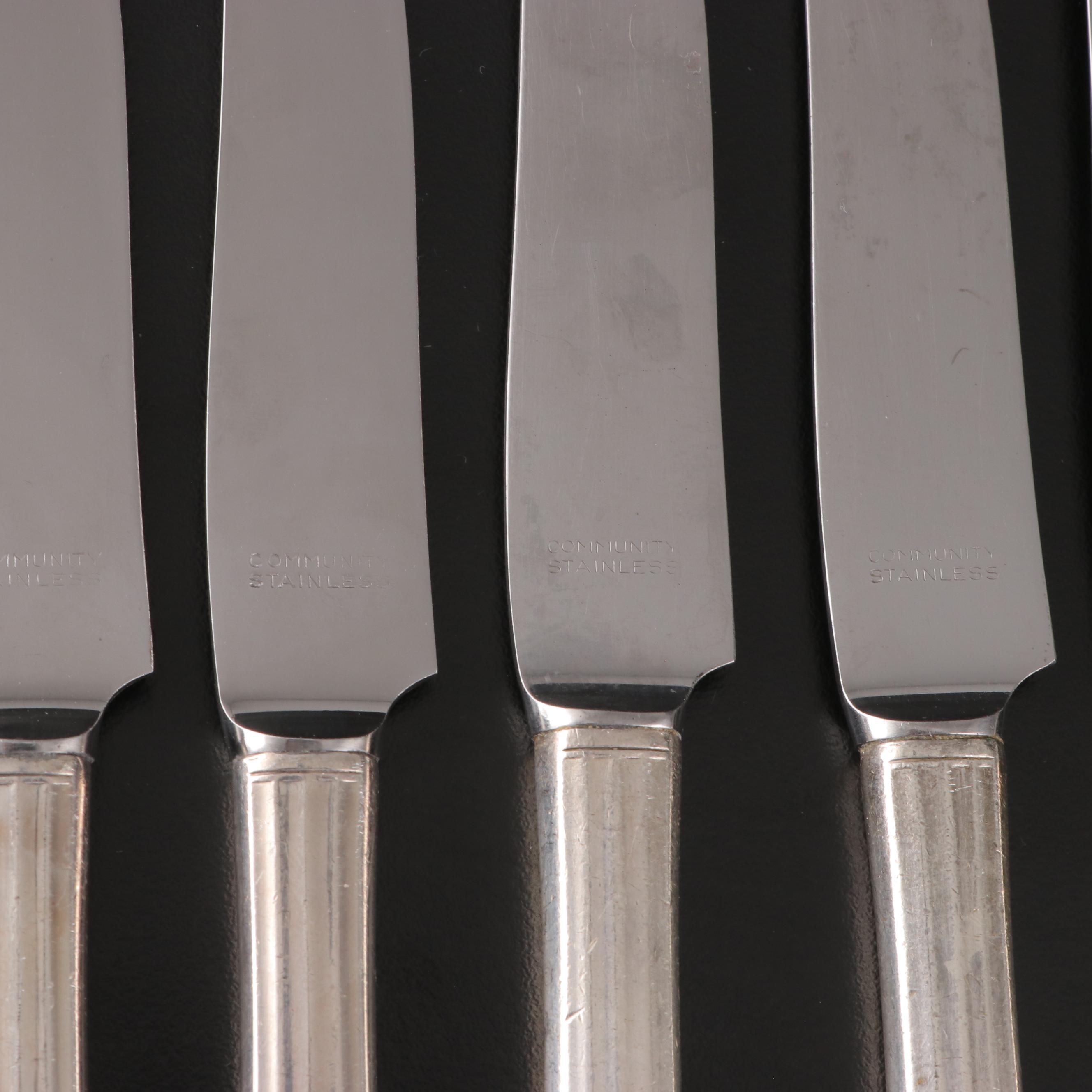 Oneida "Coronation" Community Silver Plate Flatware Set in Chest