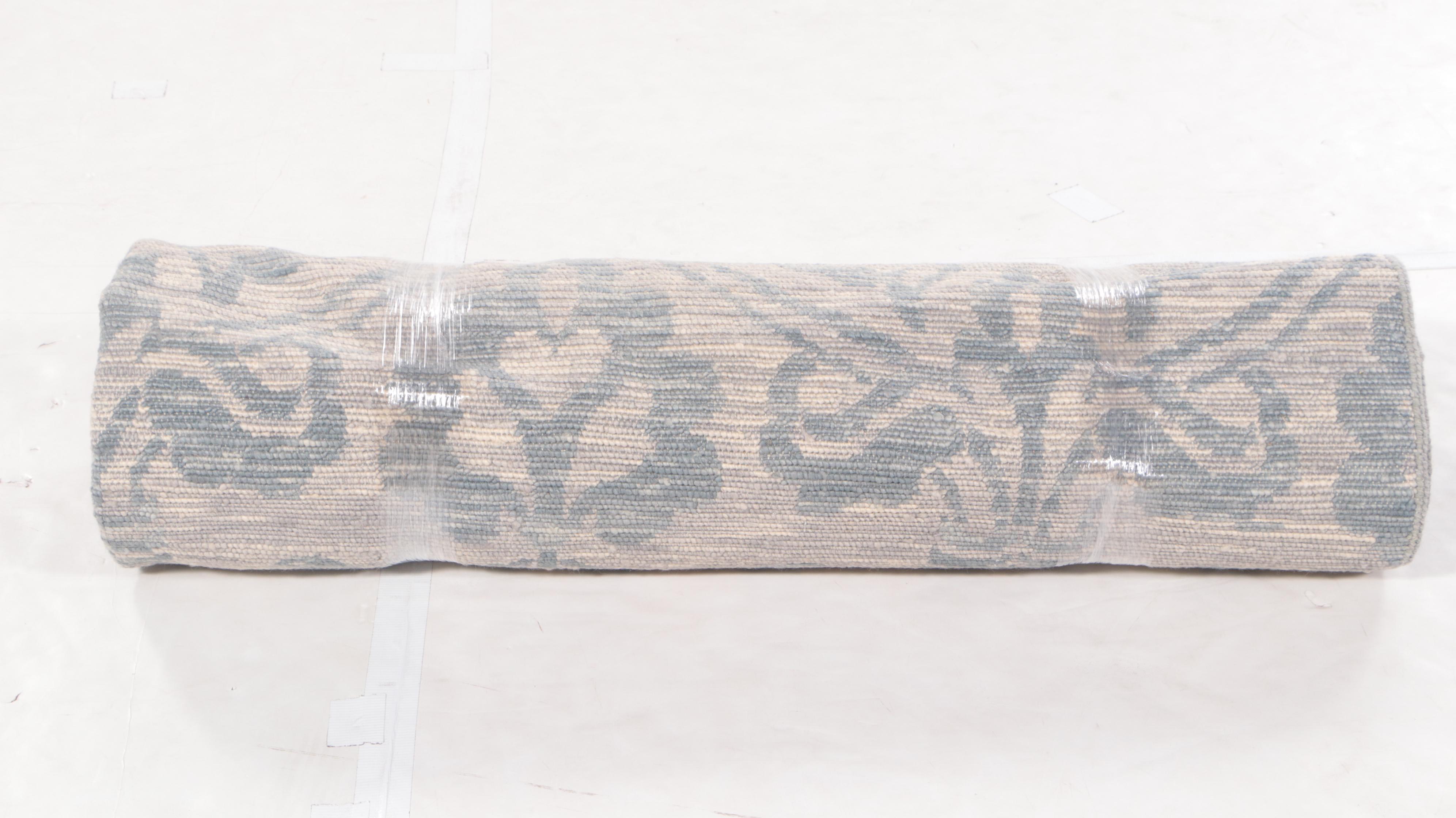 7'8 x 9'11 Hand-Knotted The Rug Gallery Indian Area Rug