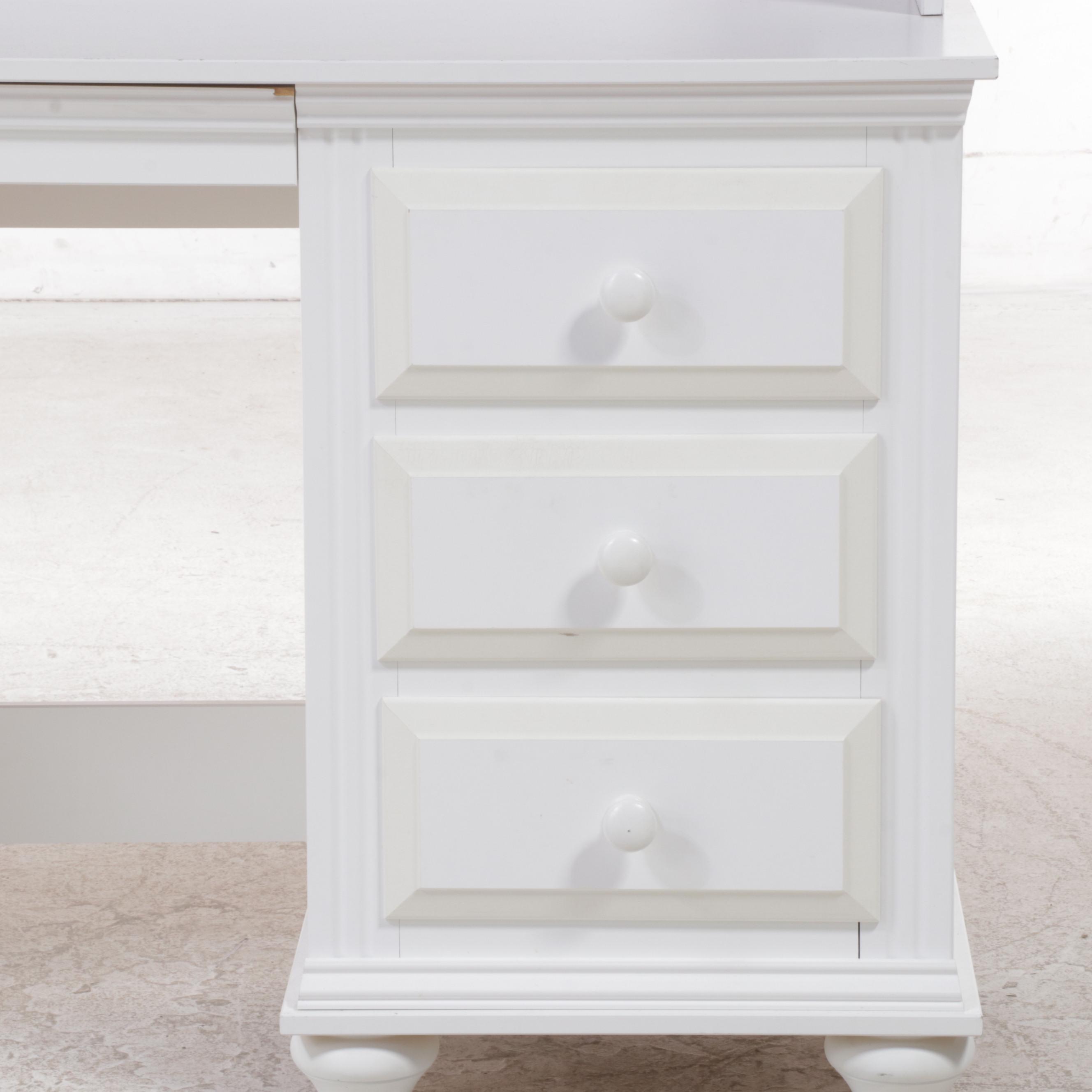 Lang Furniture White Laminate Desk with Hutch