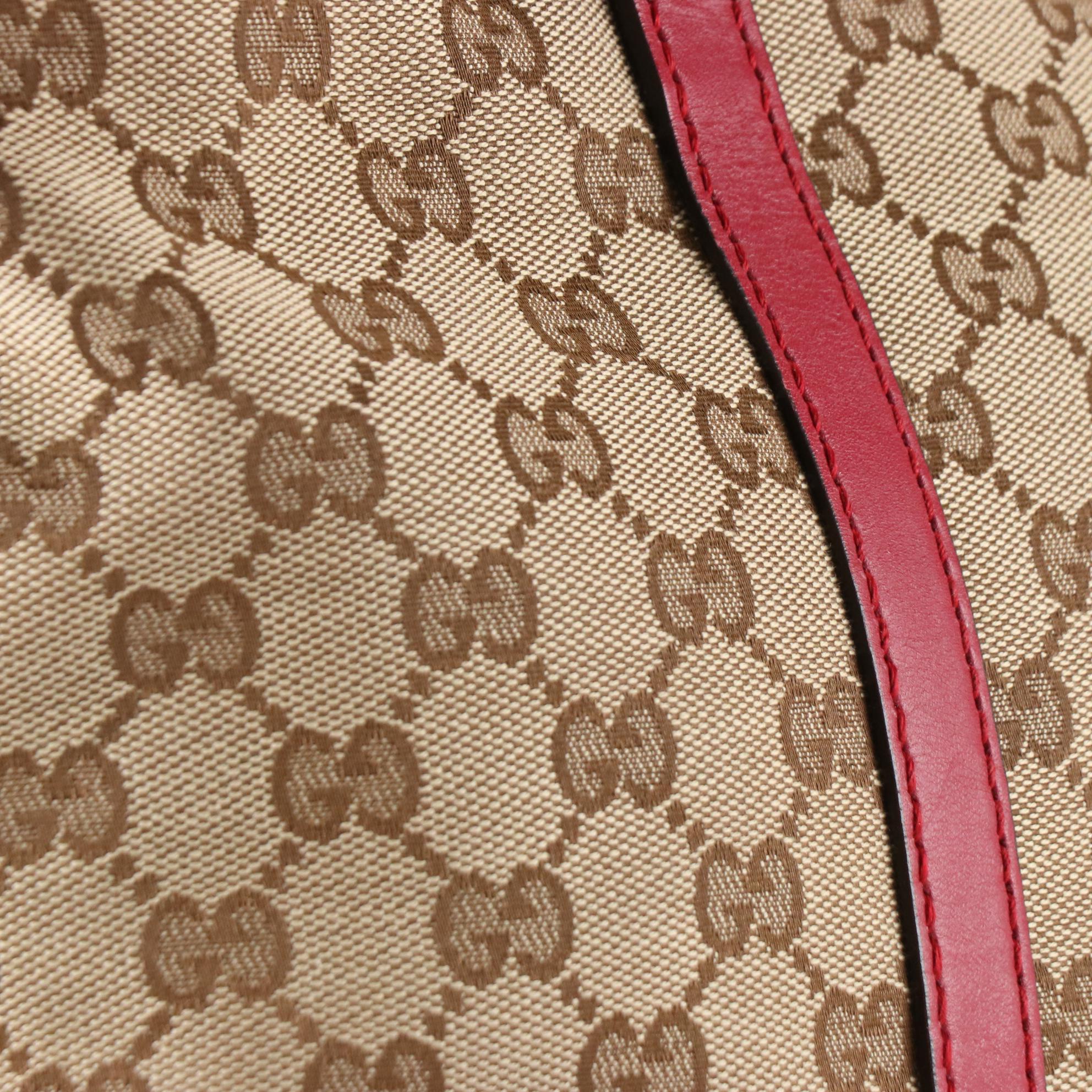 Gucci Lovely Heart Shoulder Bag in GG Canvas and Red Leather