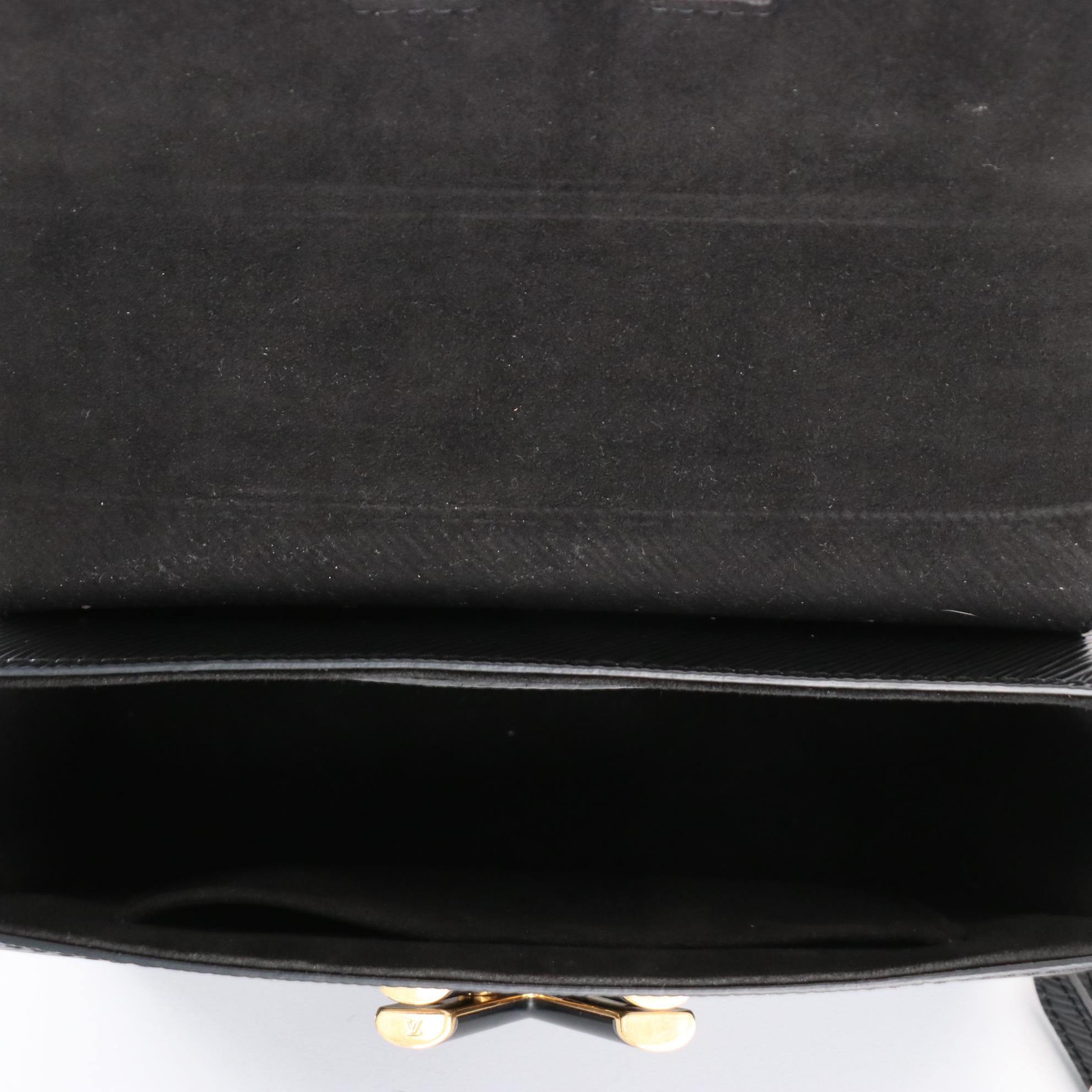 Louis Vuitton Twist MM Flap Bag in Noir Epi Leather