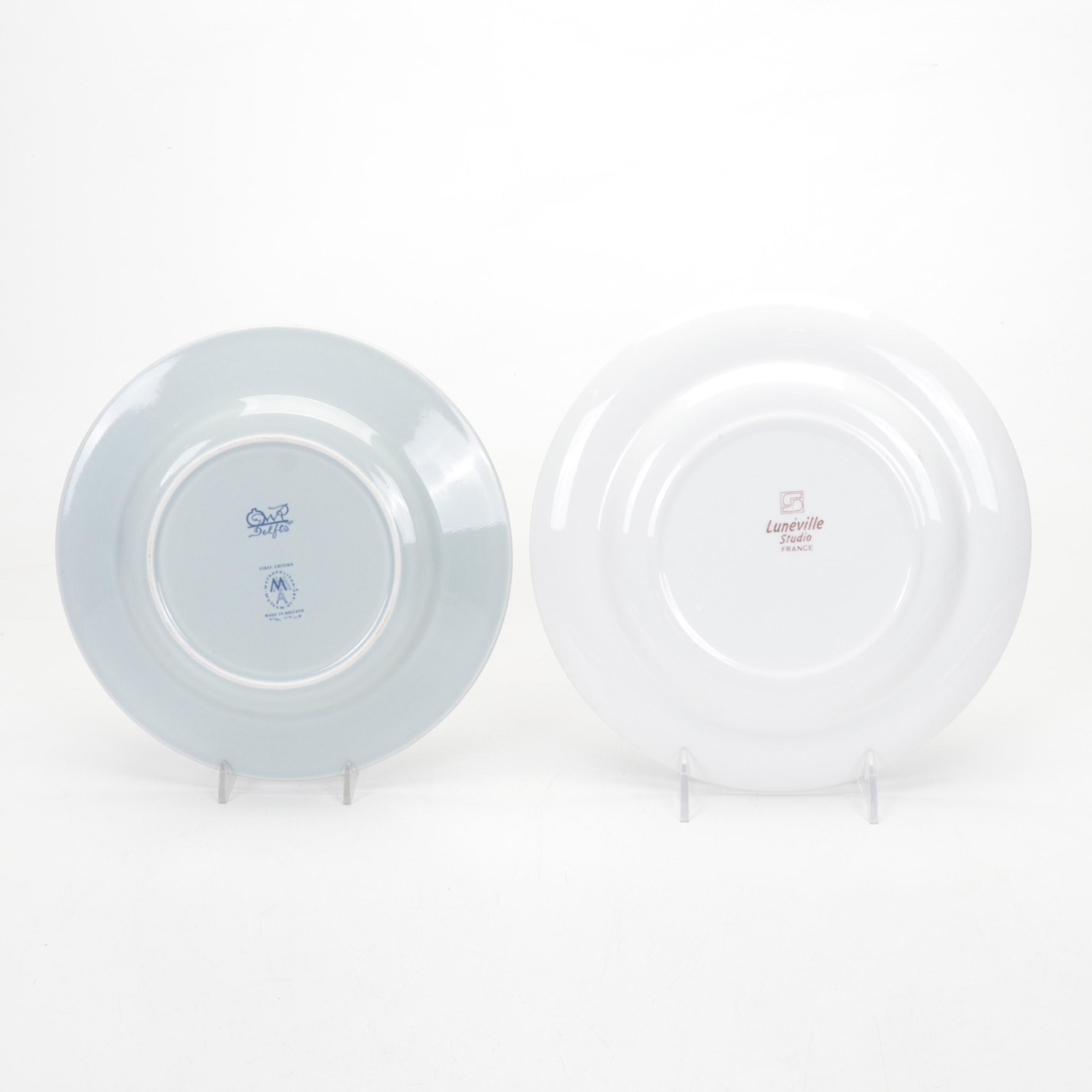 Delft, Wedgwood with  Meakin, Johnson Bros. and Other Blue and White Décor