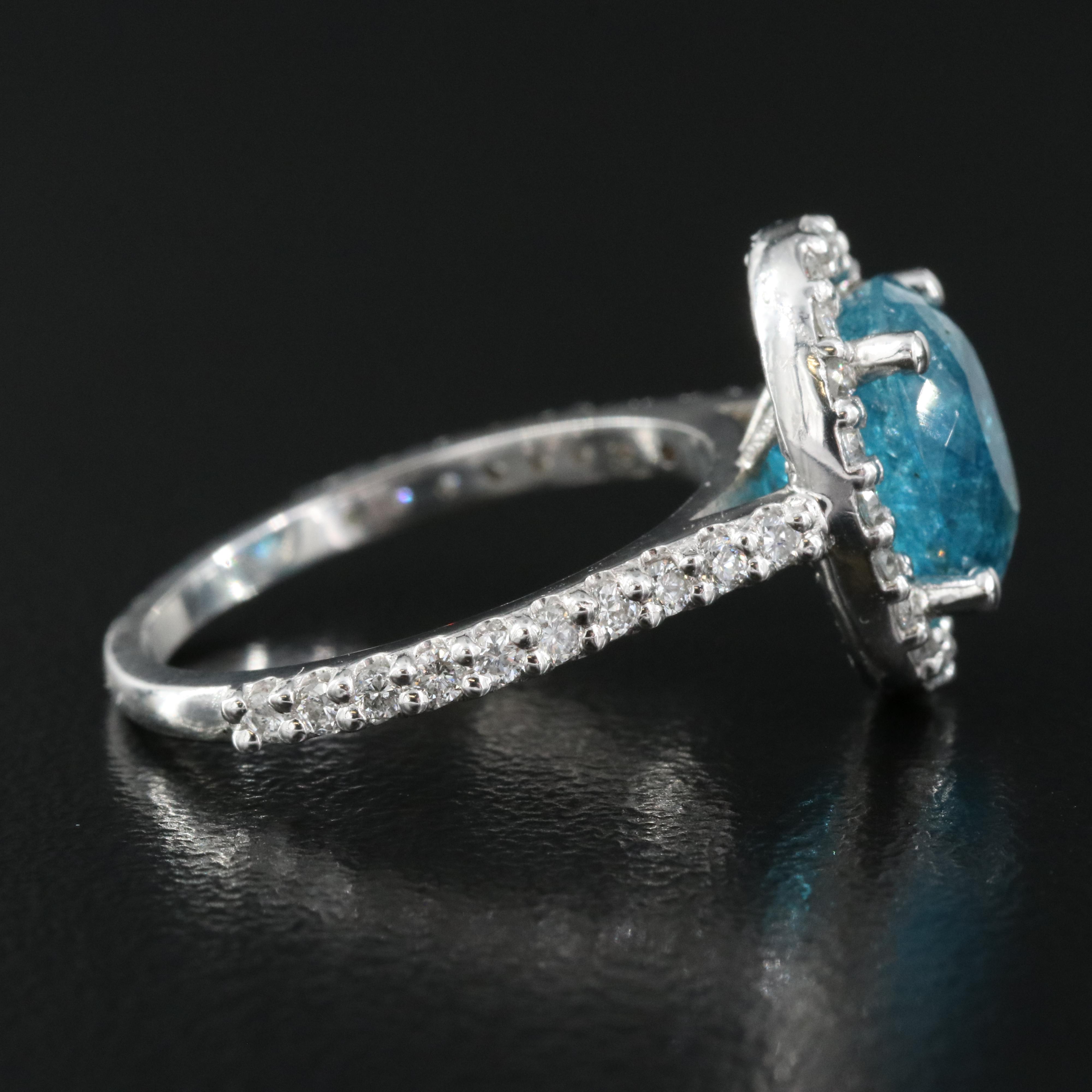 14K 2.85 CT Paraíba Tourmaline and Diamond Ring with GIA Report