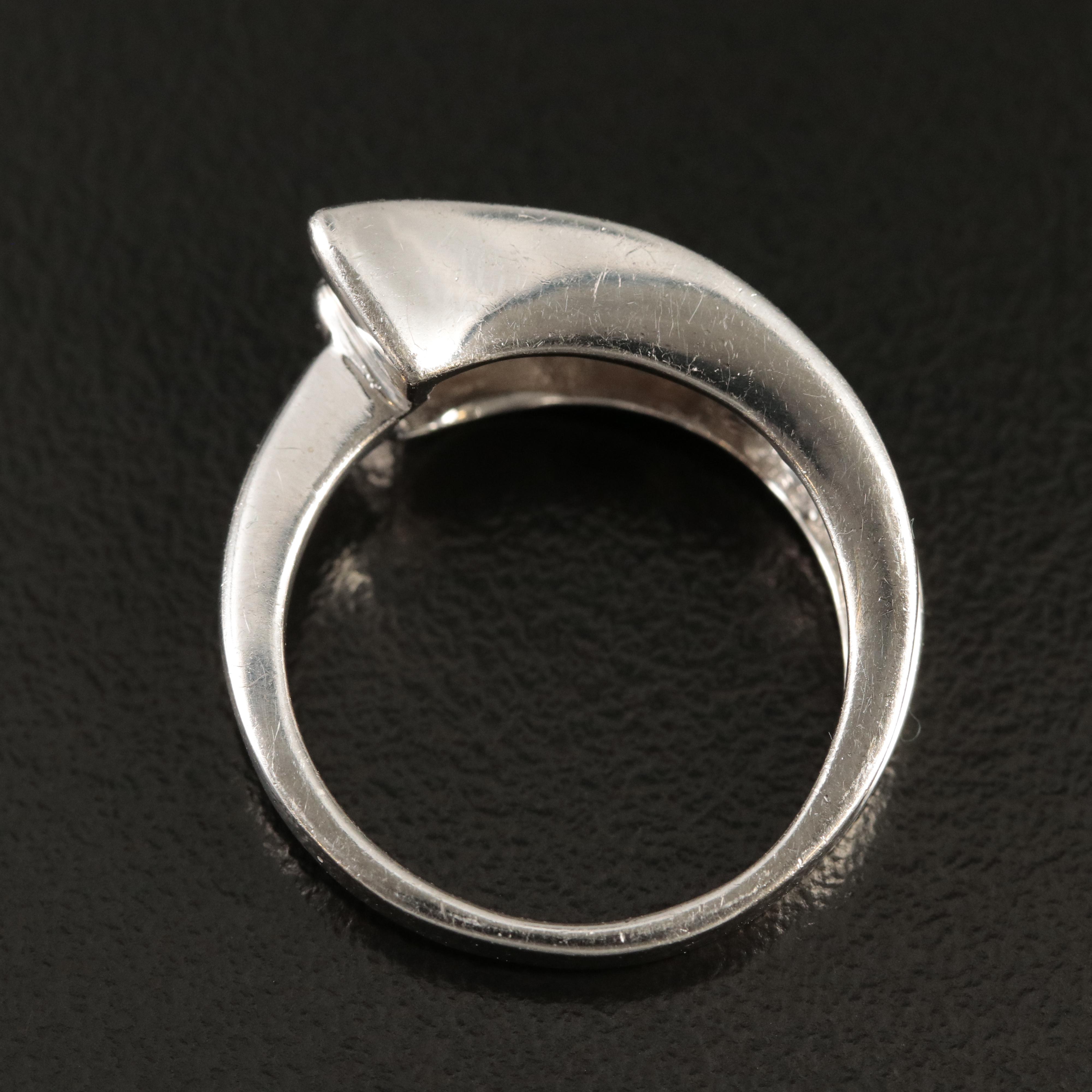 Asymmetric 0.53 CTW Diamond Ring
