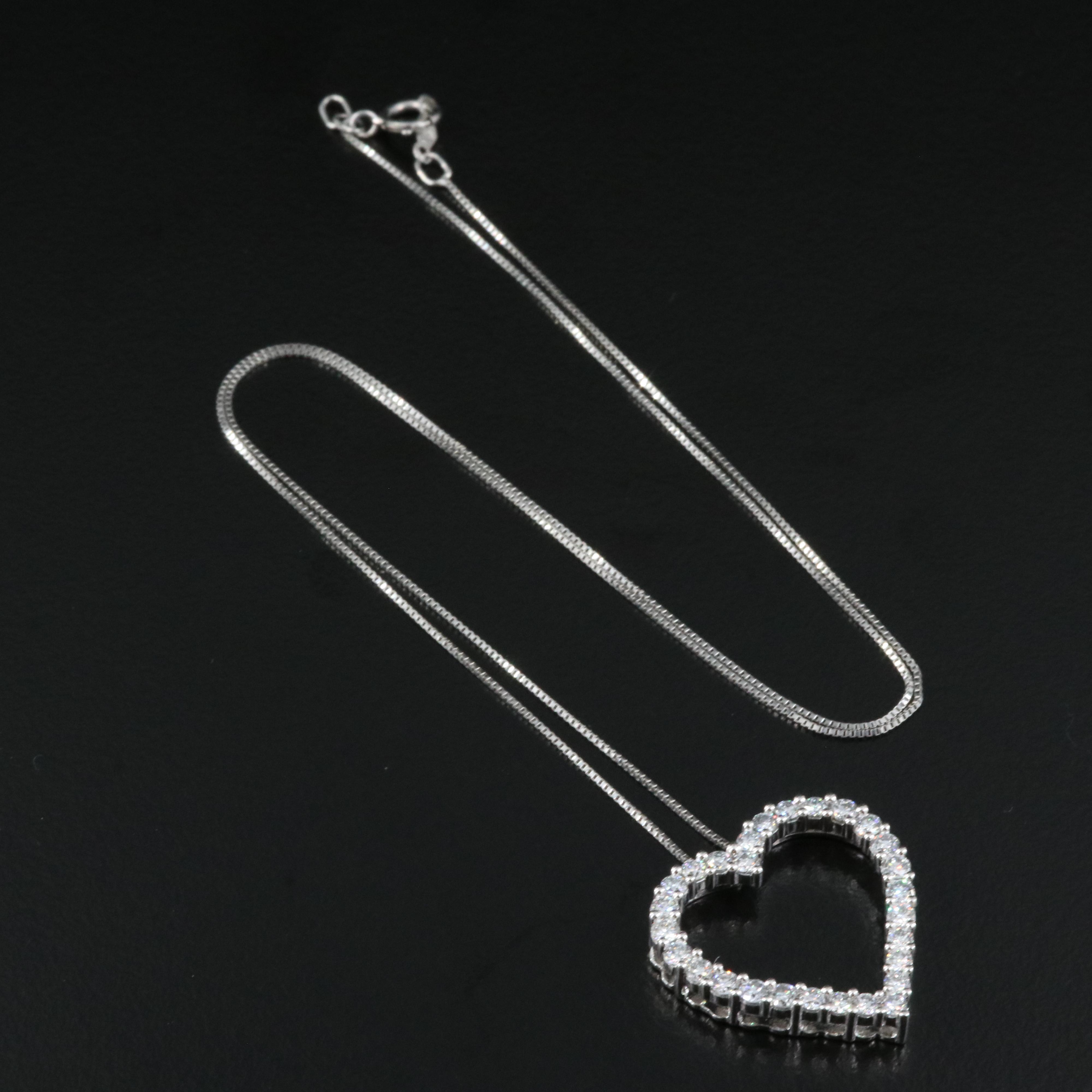 14K 1.00 CTW Lab Grown Diamond Heart Necklace with IGI Report