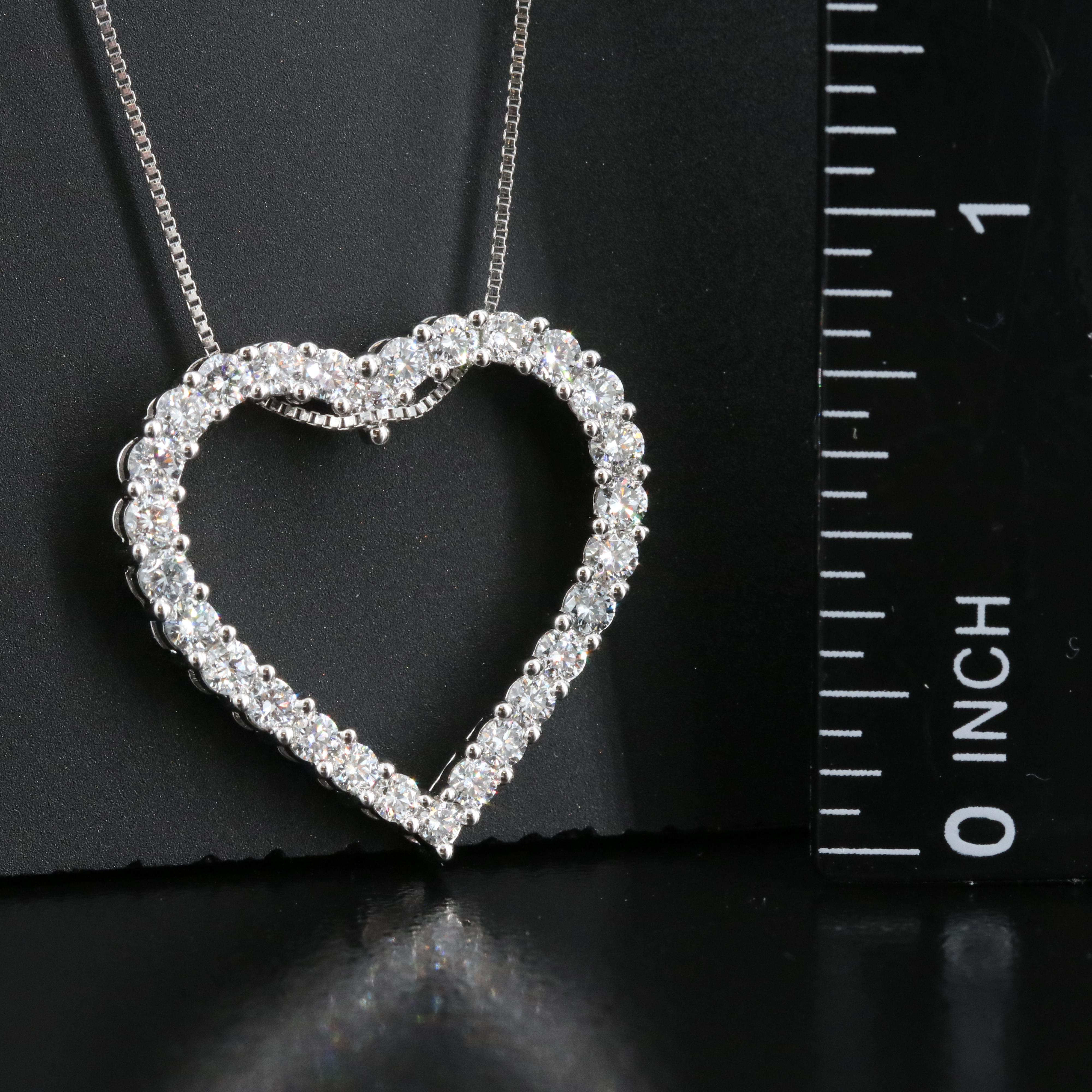 14K 1.00 CTW Lab Grown Diamond Heart Pendant Necklace with IGI Report
